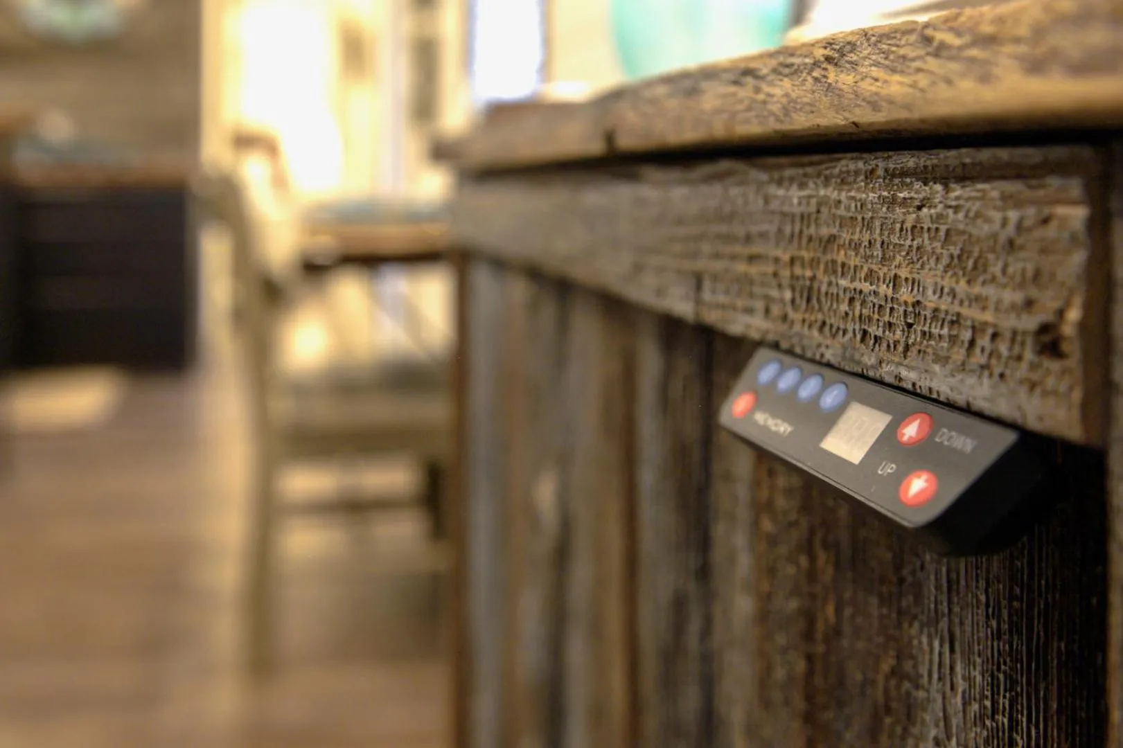 The Shoreline Container Home 12 min to Magnolia Silos and Baylor