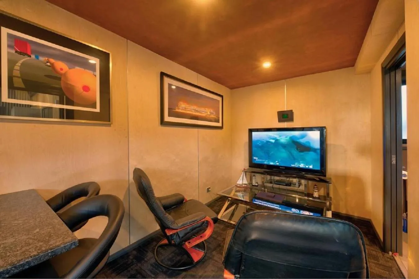 TV and multimedia in Containment Accommodation