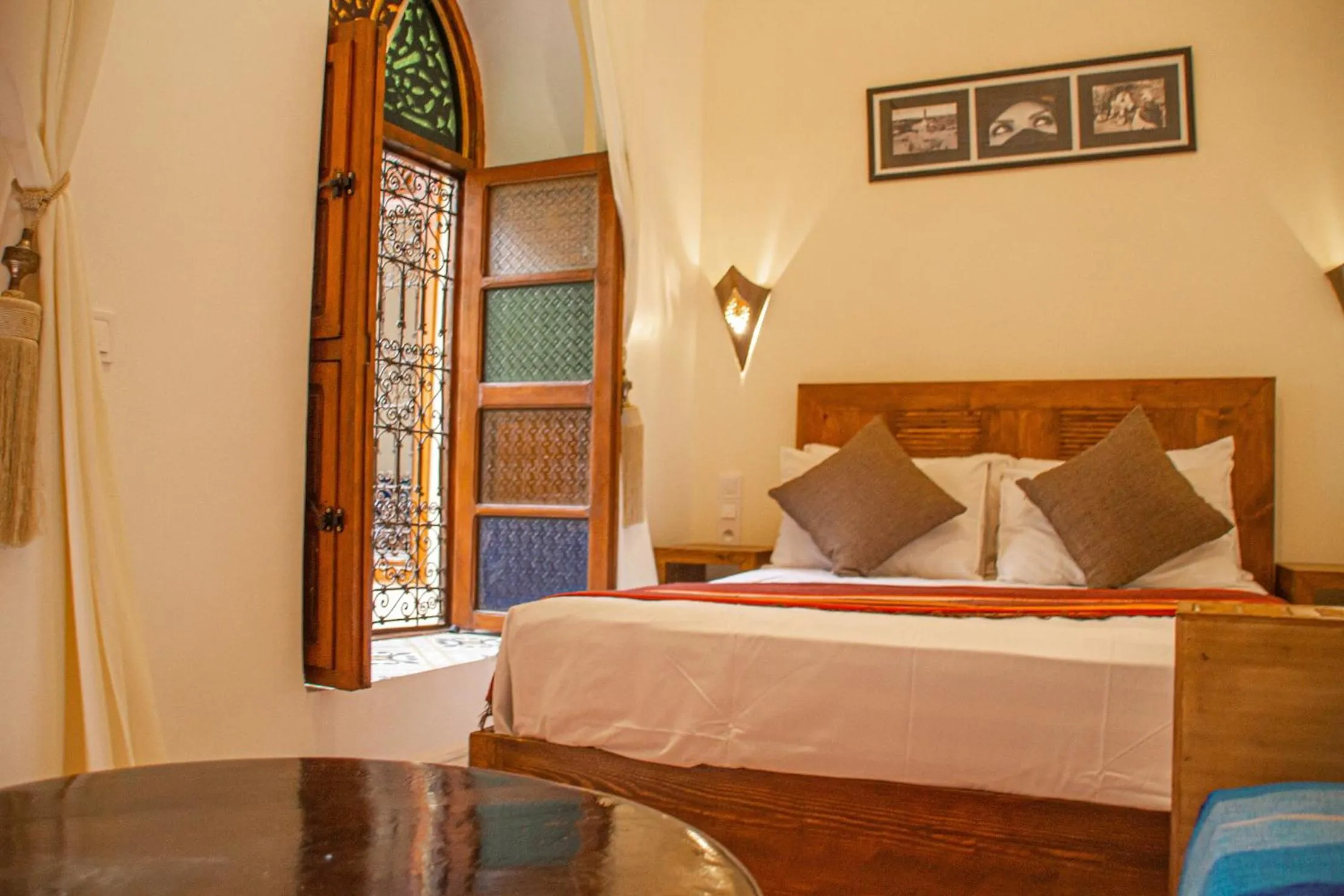 Bed in Riad Dar Tamlil
