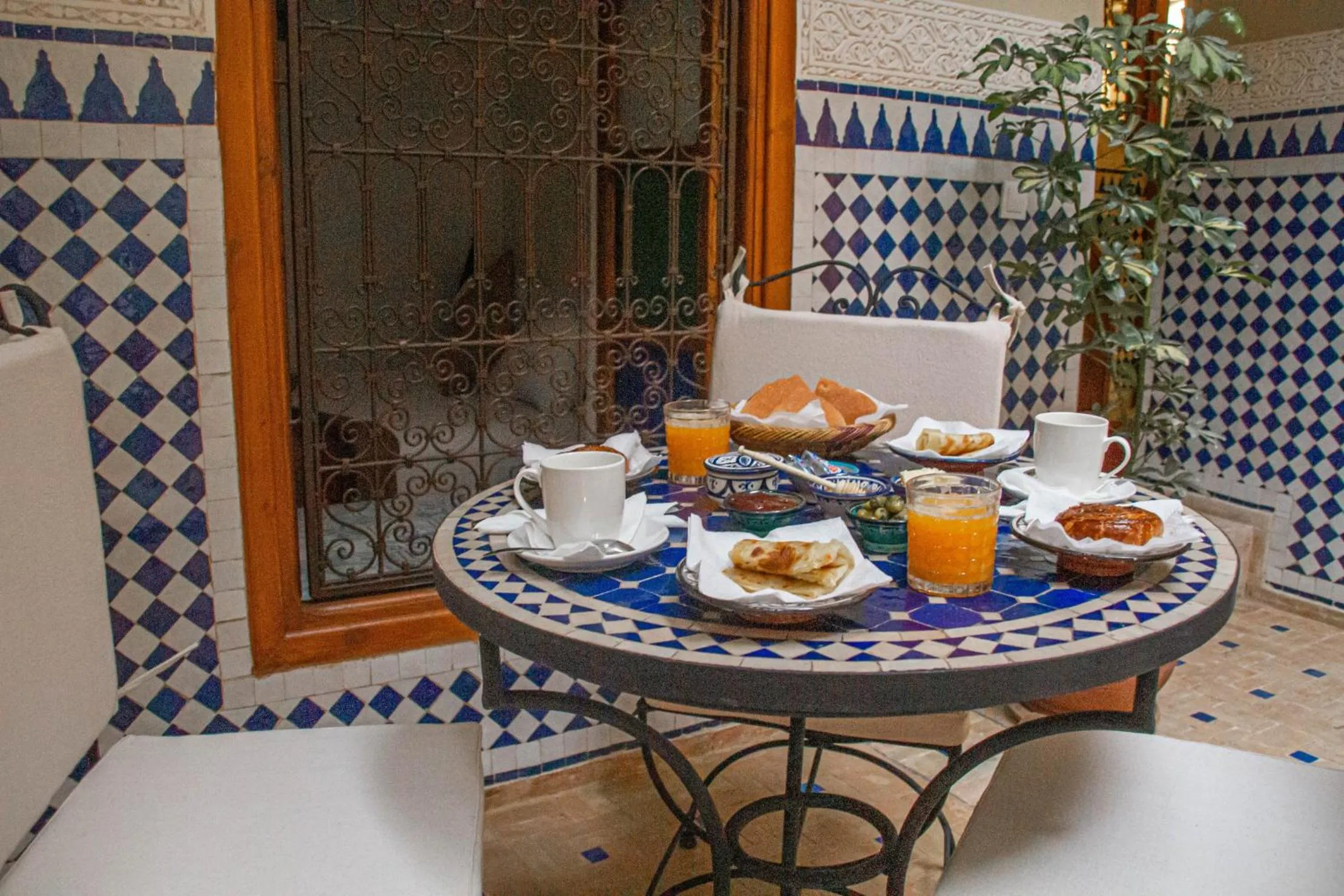 Breakfast in Riad Dar Tamlil