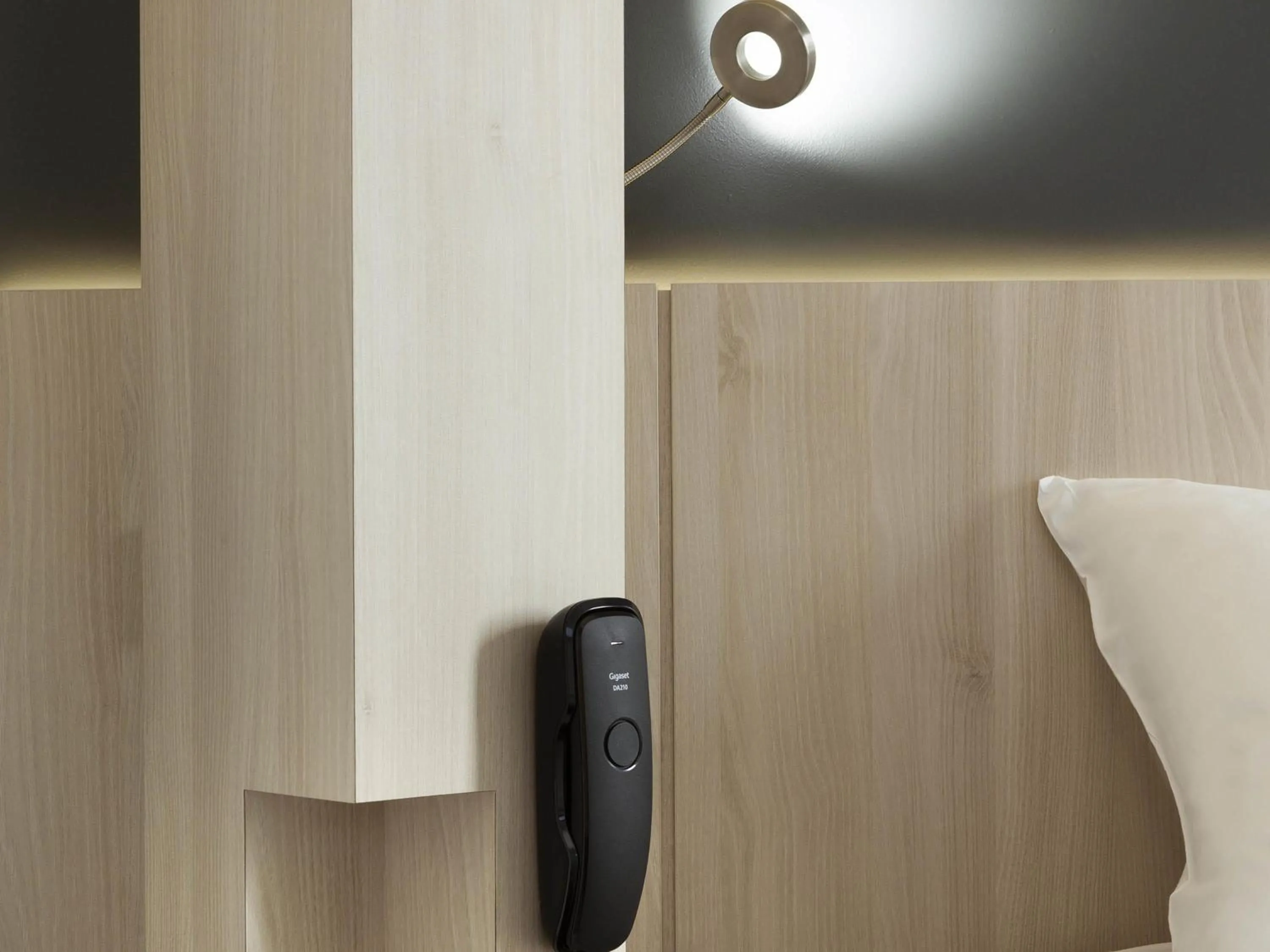 Bedroom in Ibis Styles Reims Centre