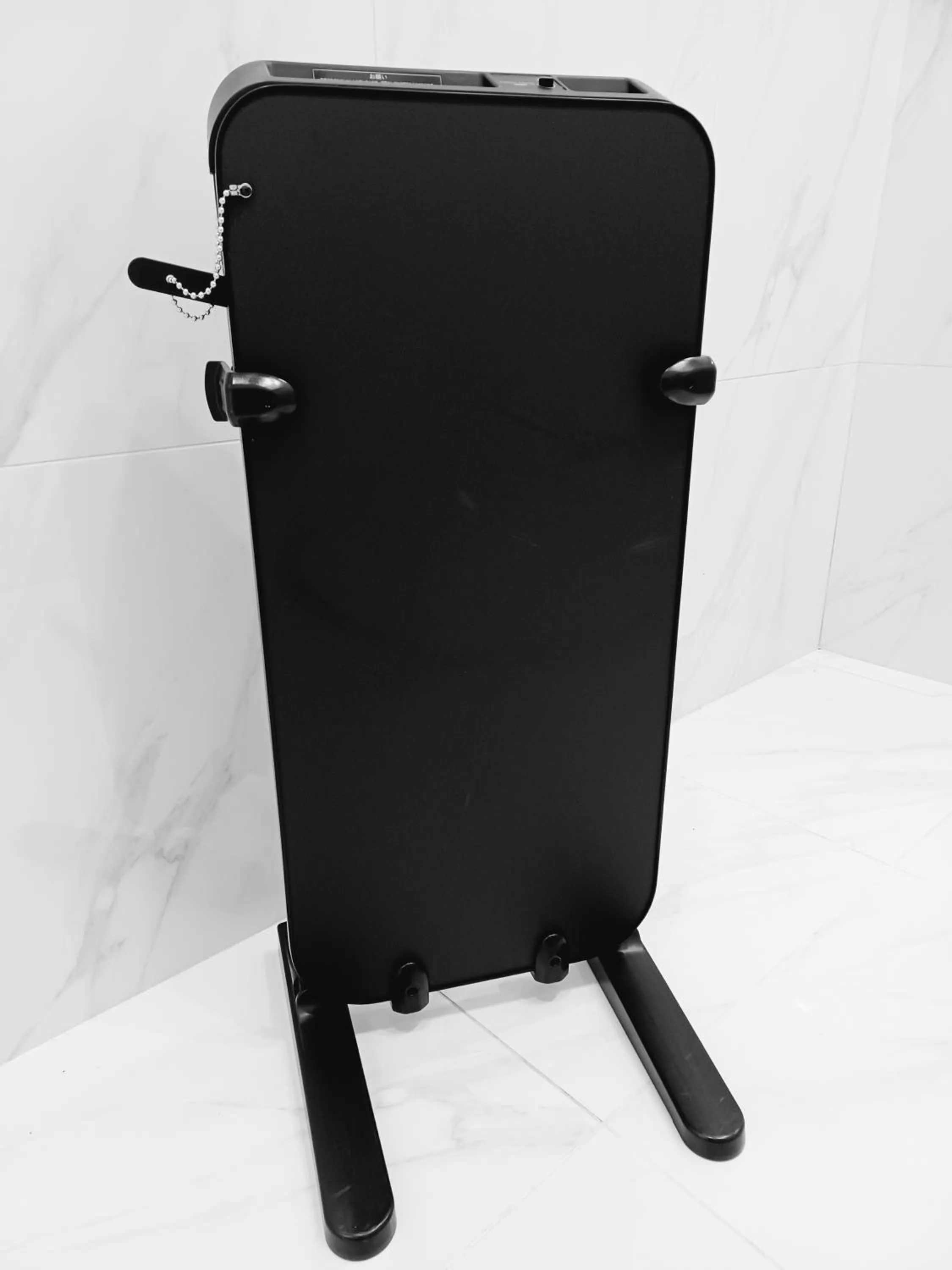 trouser press in Akasaka Urban Hotel Annex