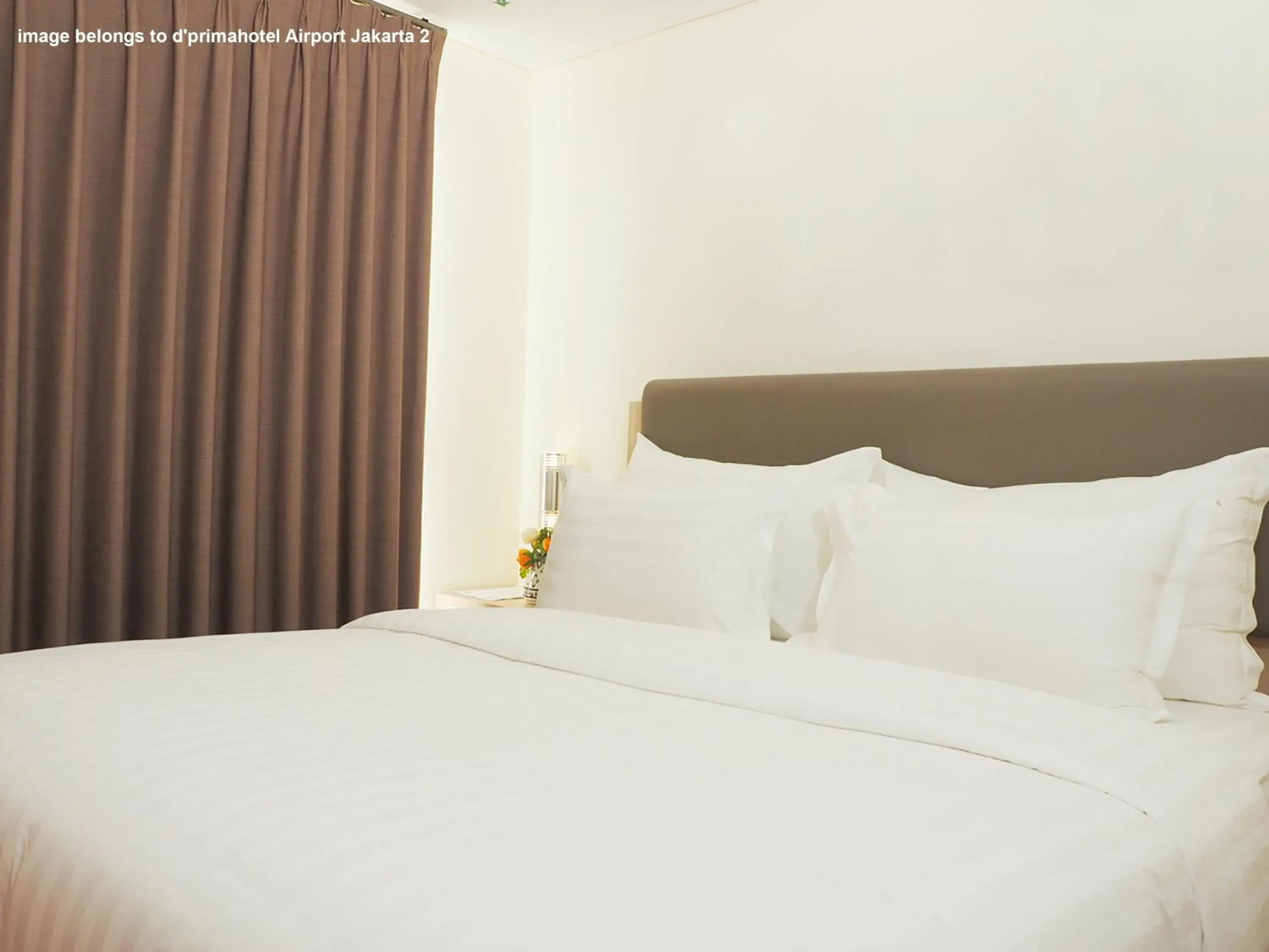 Bedroom, Bed in d'primahotel Panakkukang Makassar (Formerly Fave Panakkukang) Bedroom, Bed in d'primahotel Panakkukang Makassar (Formerly Fave Panakkukang)