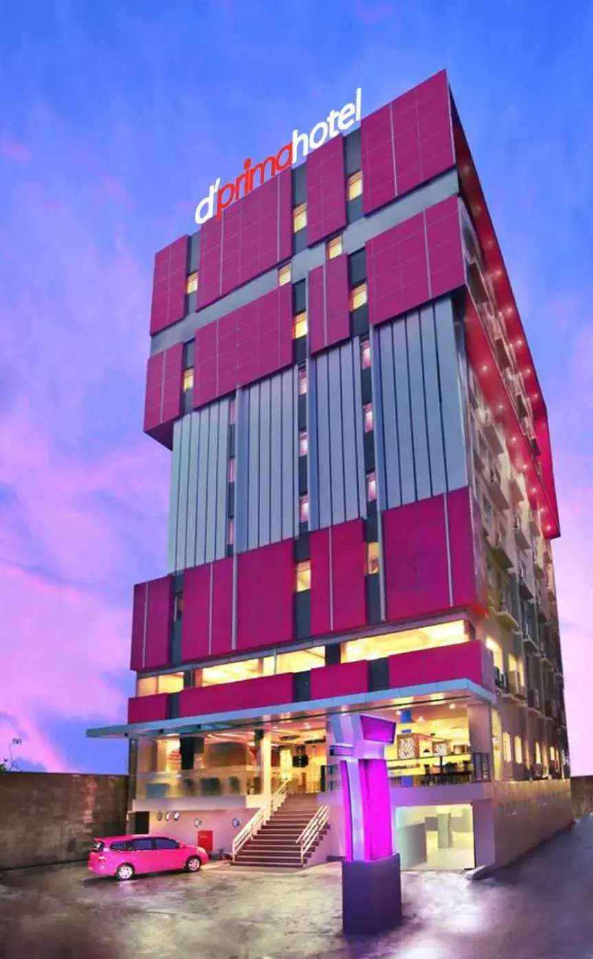 Facade/entrance in d'primahotel Panakkukang Makassar (Formerly Fave Panakkukang) Facade/entrance in d'primahotel Panakkukang Makassar (Formerly Fave Panakkukang)