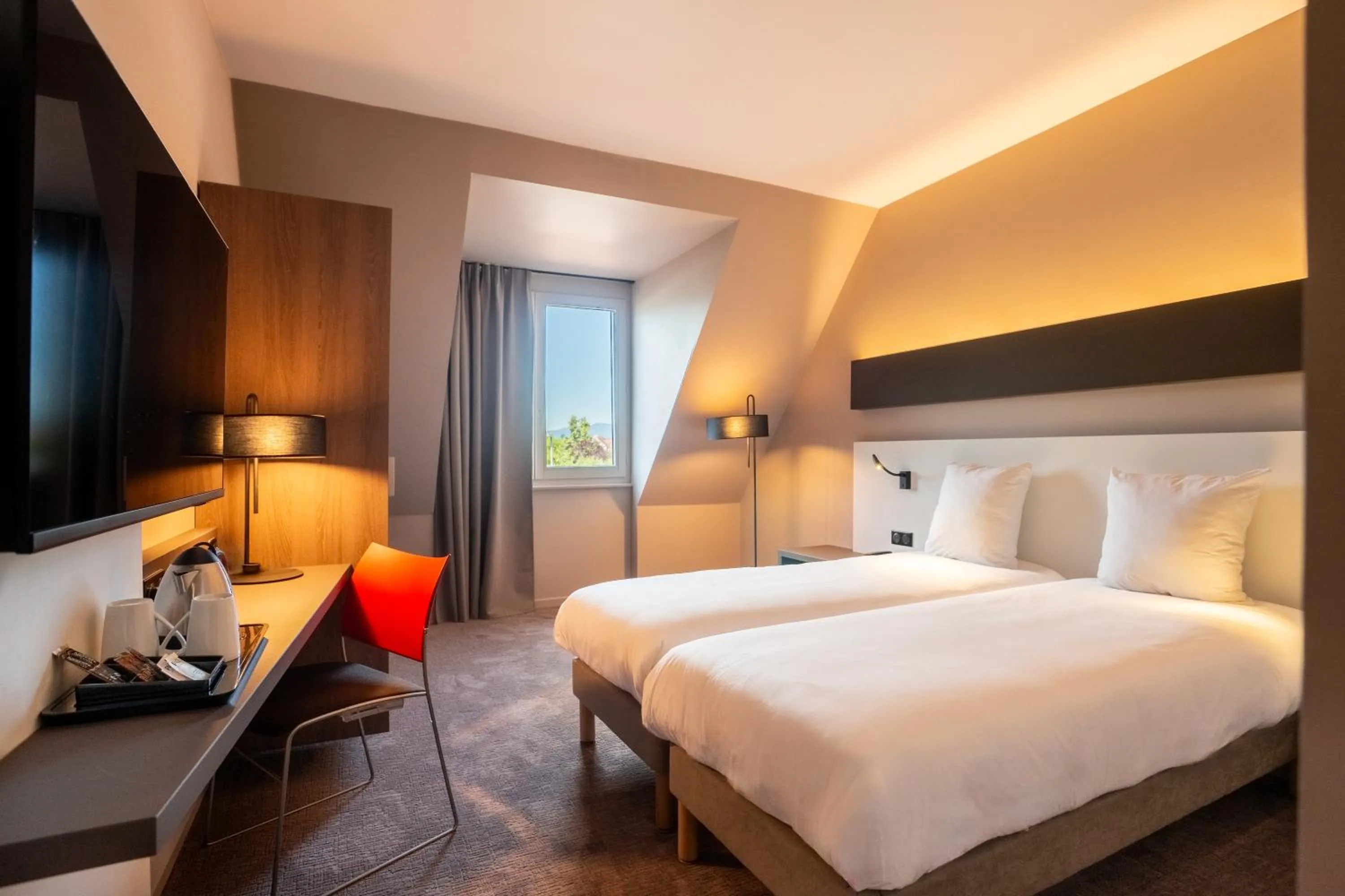 Bedroom, Bed in Hotel L'Europe Colmar, BW Signature Collection