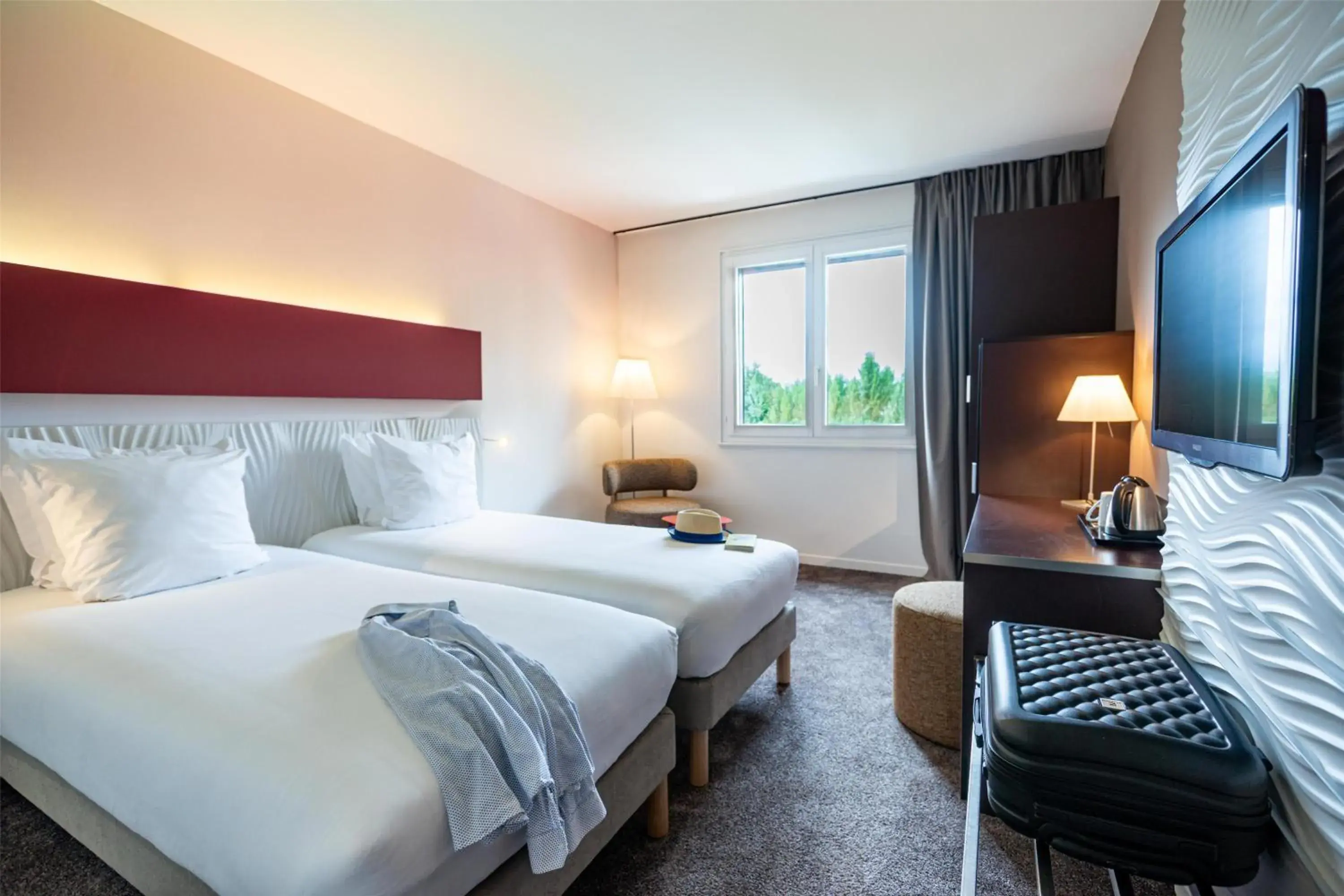 Bedroom, Bed in Hotel L'Europe Colmar, BW Signature Collection Bedroom, Bed in Hotel L'Europe Colmar, BW Signature Collection