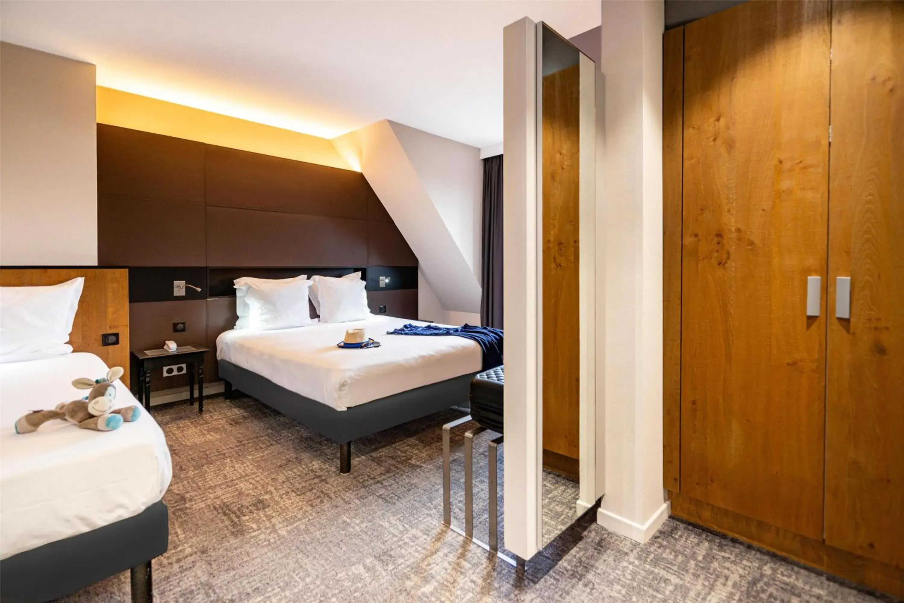 Bedroom, Bed in Hotel L'Europe Colmar, BW Signature Collection Bedroom, Bed in Hotel L'Europe Colmar, BW Signature Collection