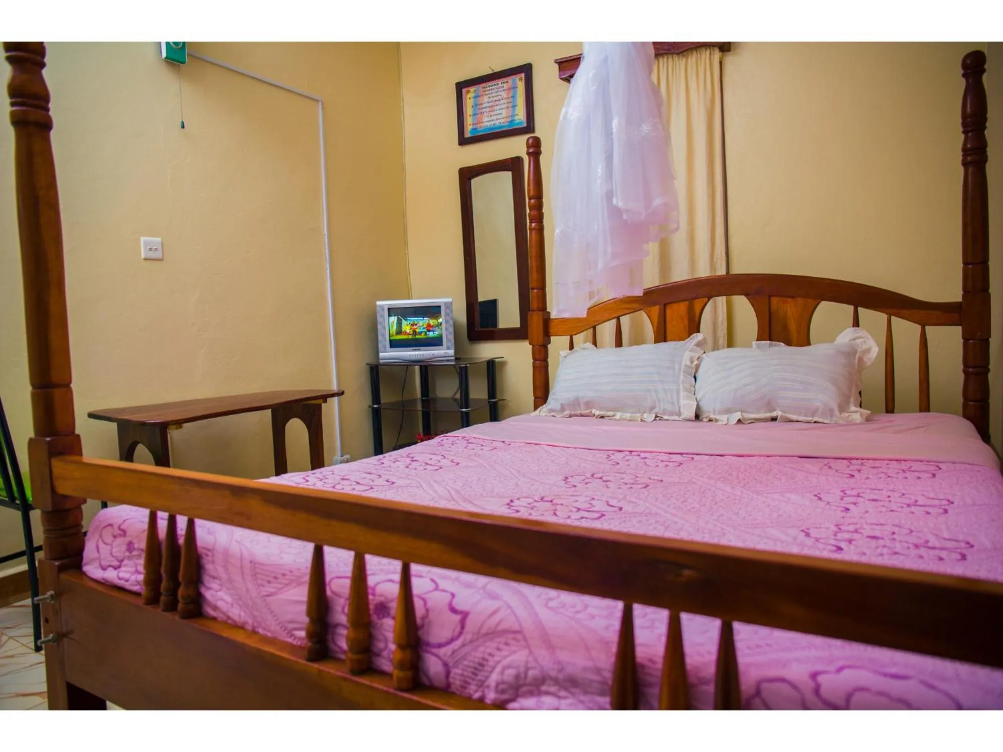 Bedroom in Merona Hotel