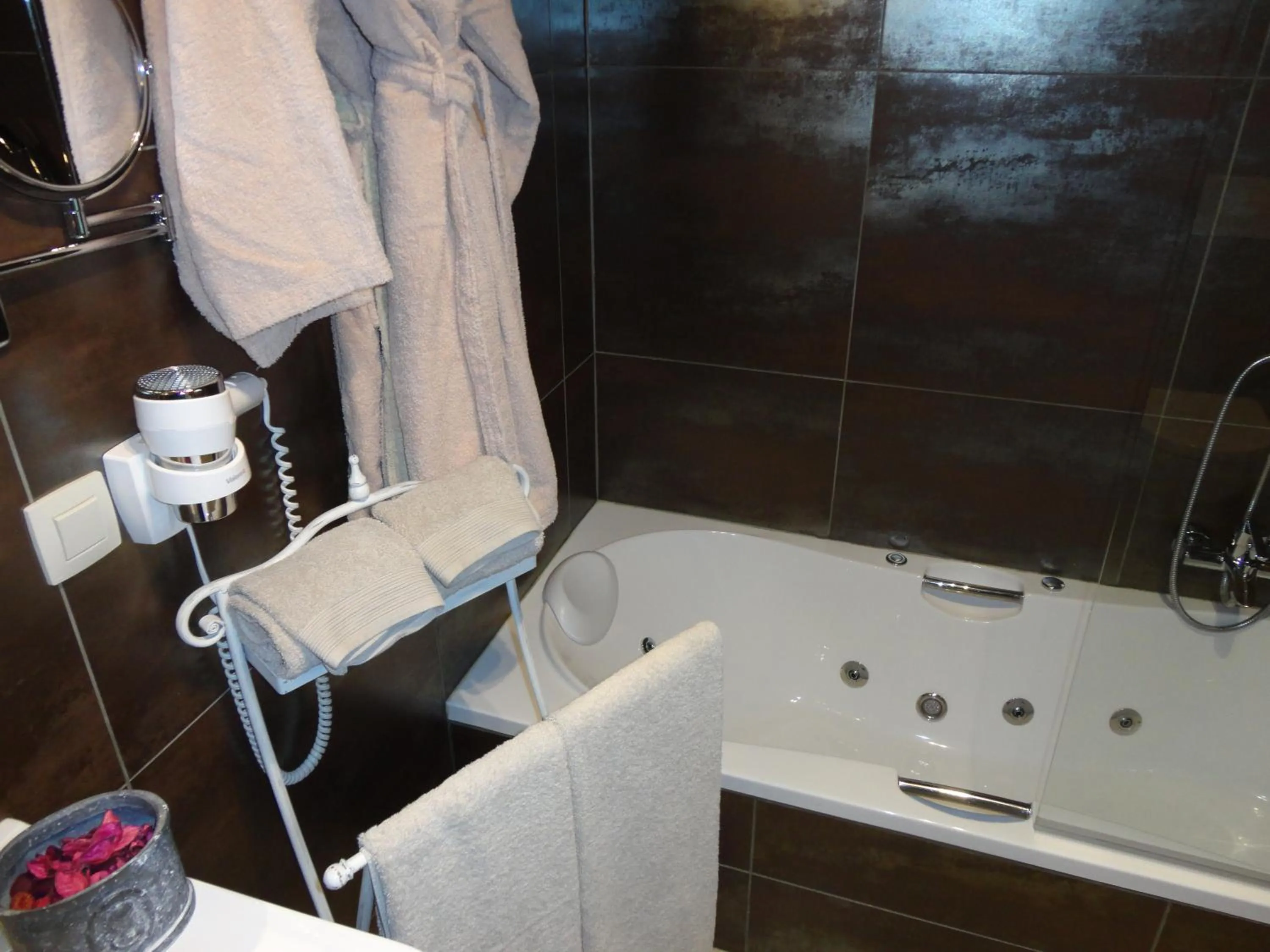 Bathroom in Art Of Dreams Deluxe 4 stars