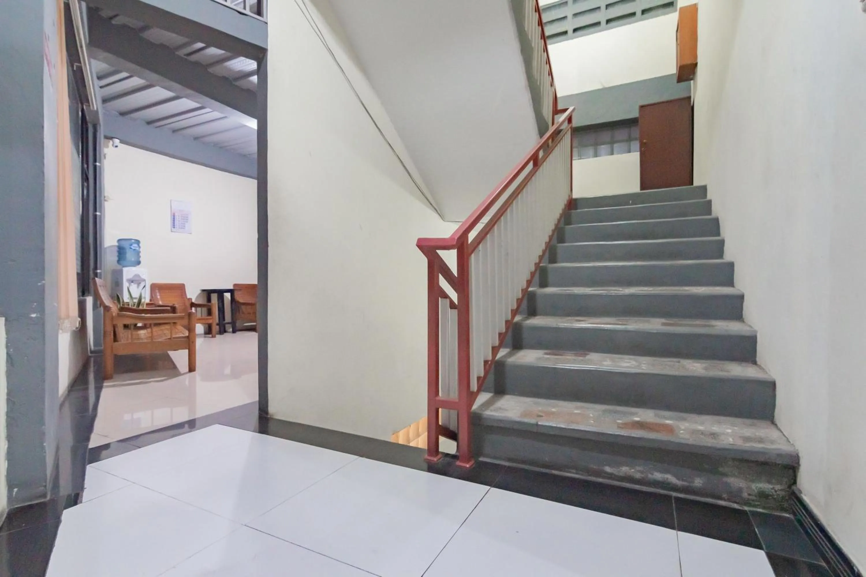 Floor plan in RedDoorz Syariah at Cigadung Raya Street