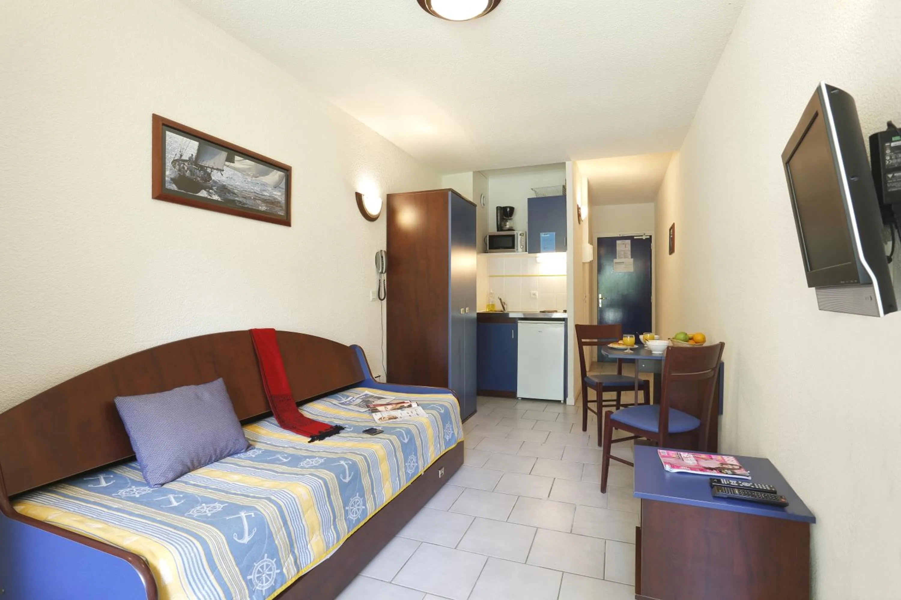 TV and multimedia in Vacancéole - Le Domaine de Chames - Pont d'Arc