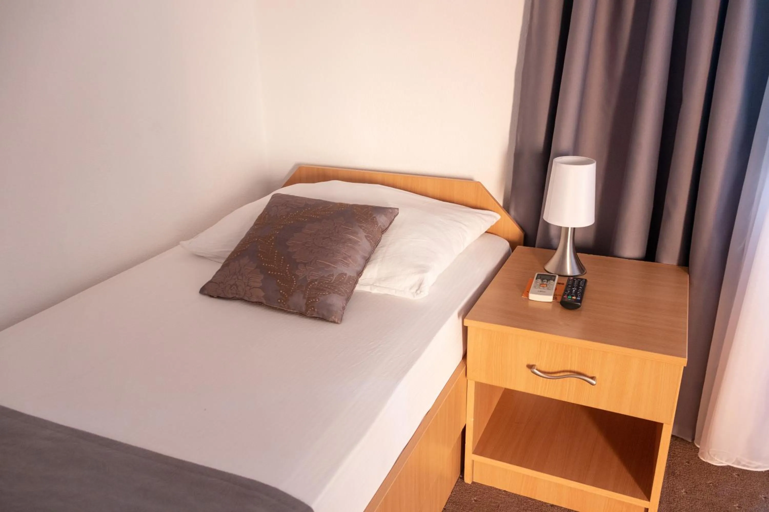 Standard Single Room in Hotel Amicus