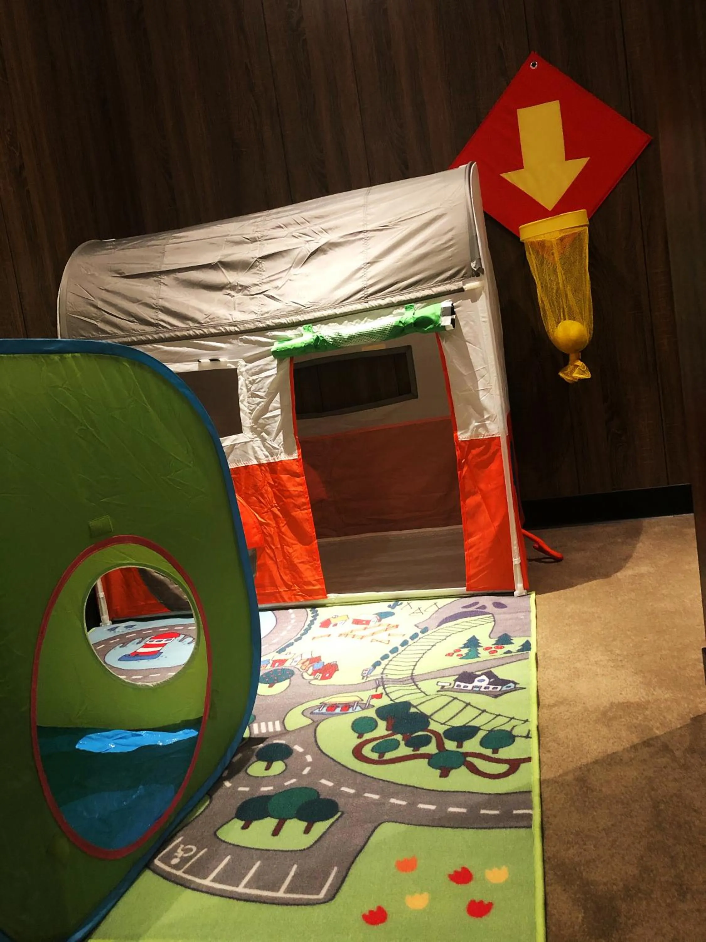 Photo of the whole room in Mayer Inn