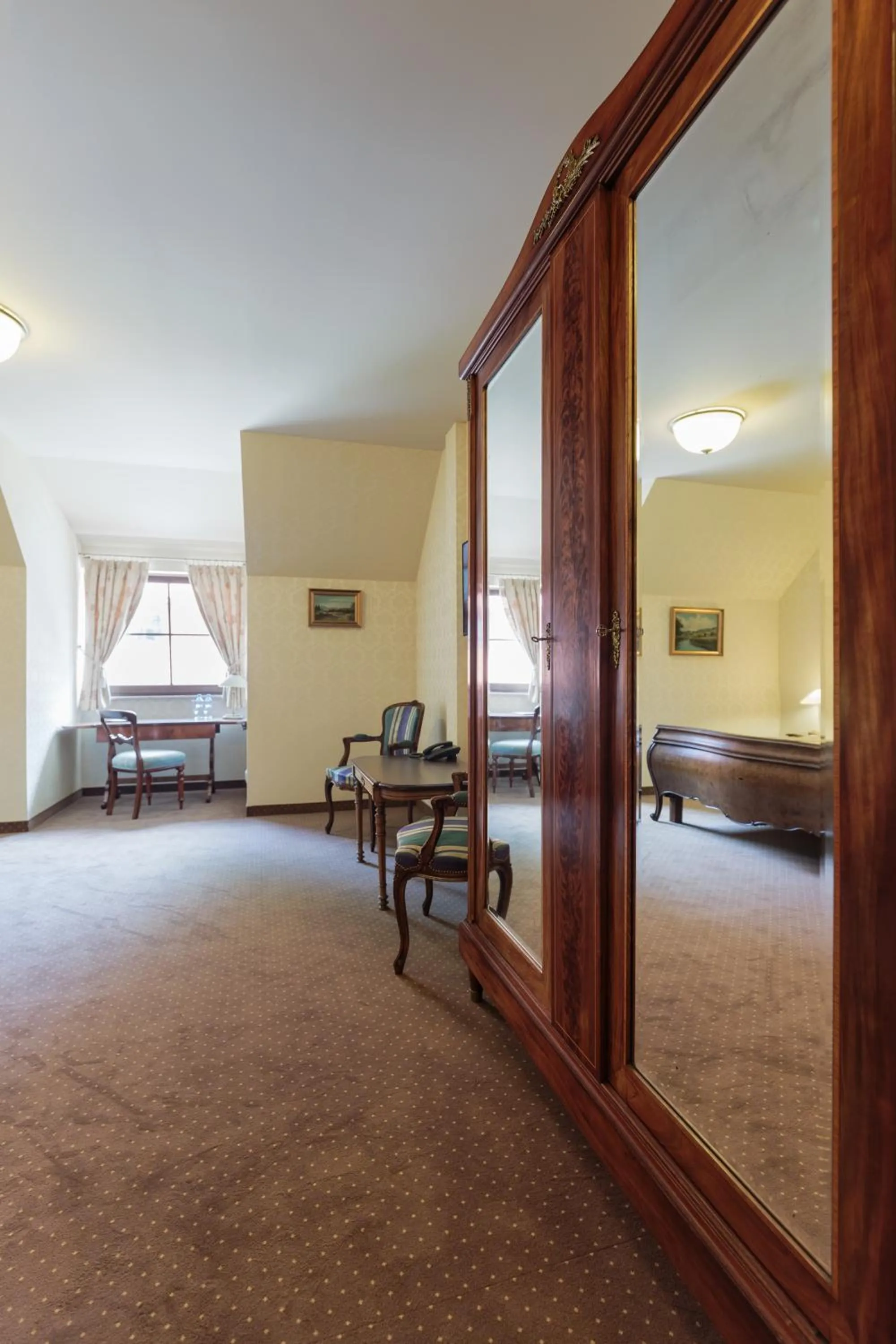 Seating area, Bed in Hotel Folwark