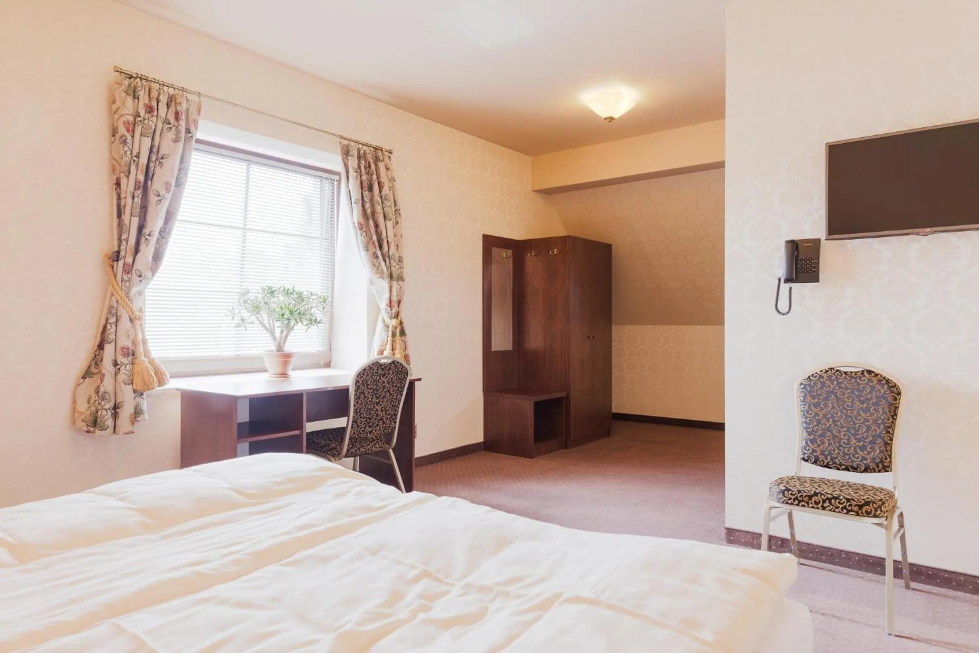 Bedroom, Bed in Hotel Folwark