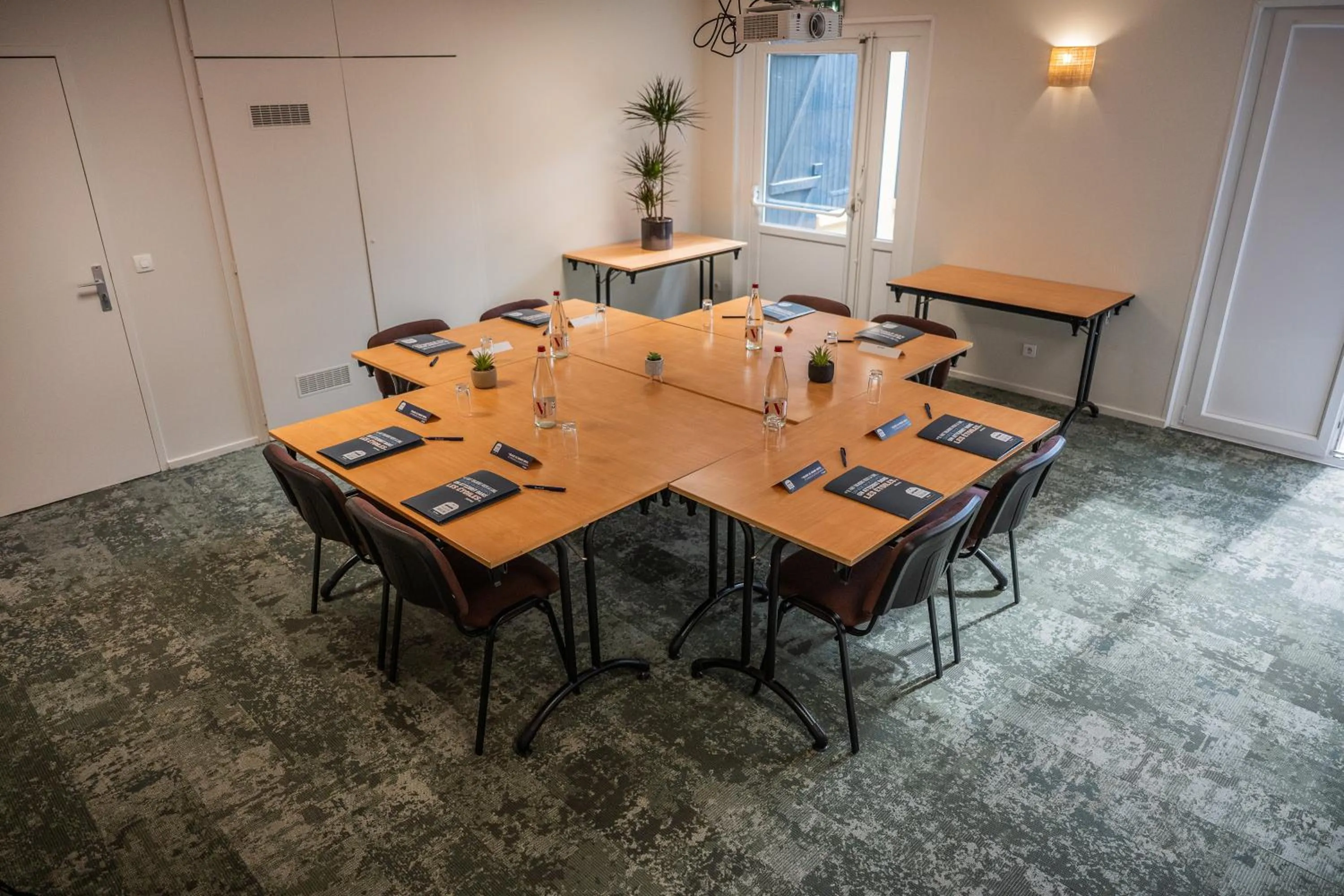 Meeting/conference room in Kyriad Nancy Sud - Ludres