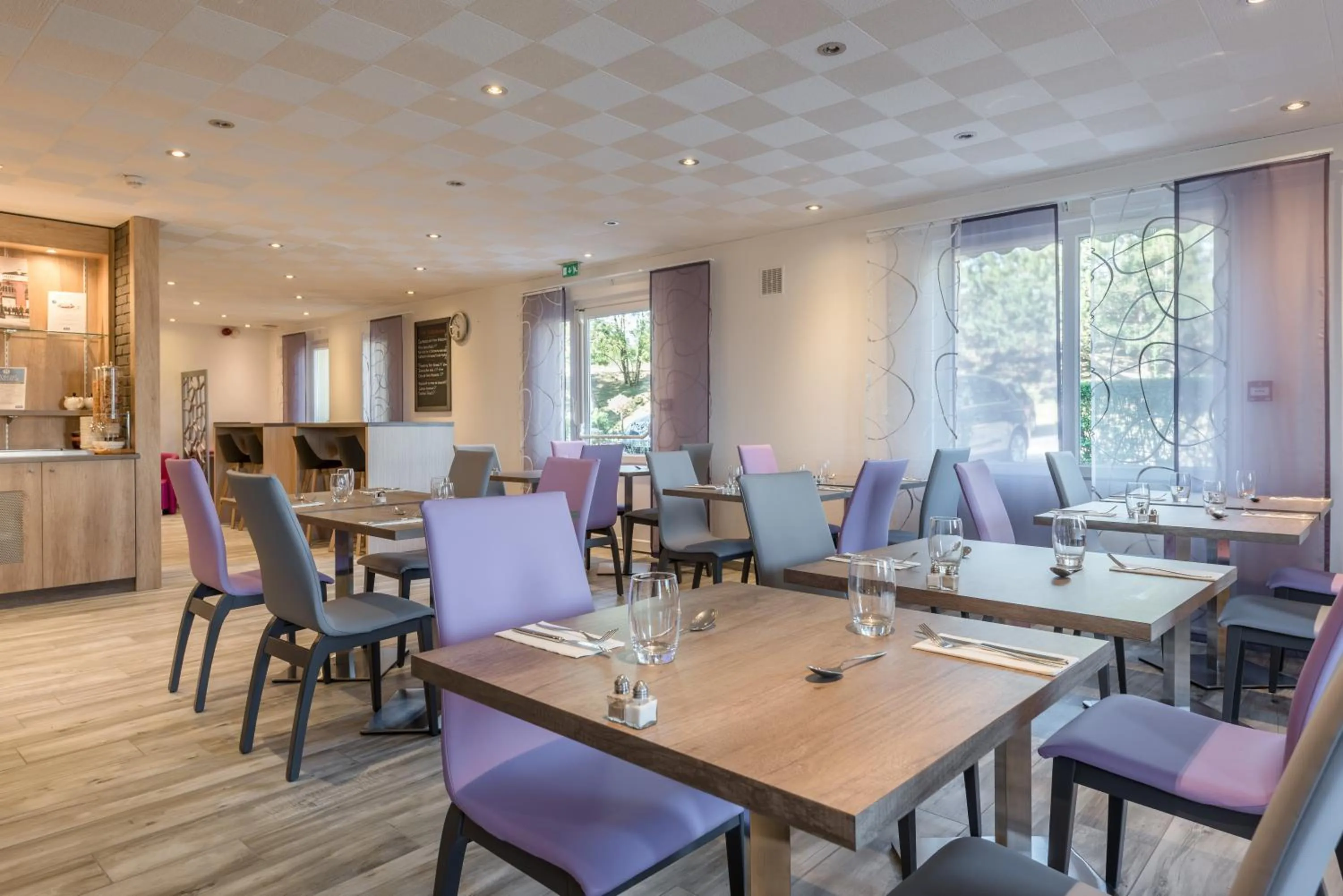 Restaurant/places to eat in Kyriad Nancy Sud - Ludres