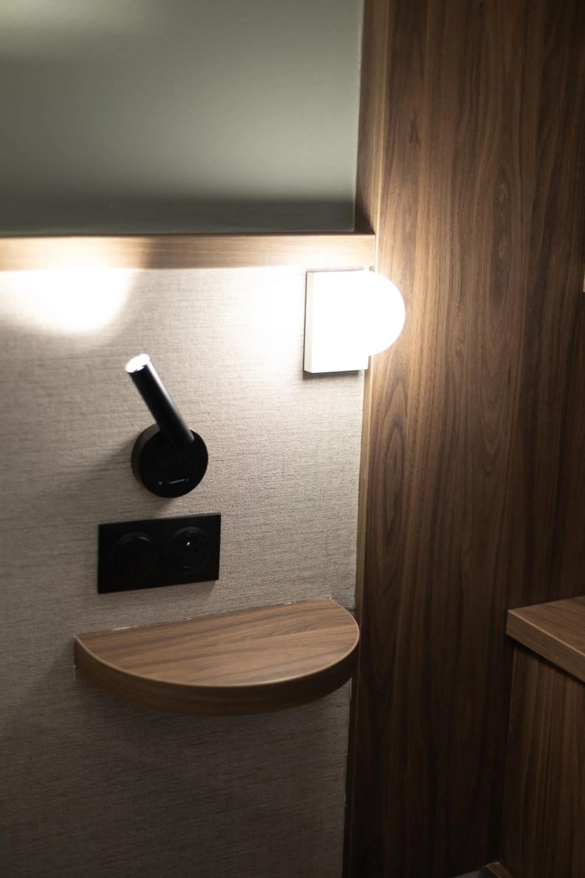 Property building in Kyriad Nancy Sud - Ludres