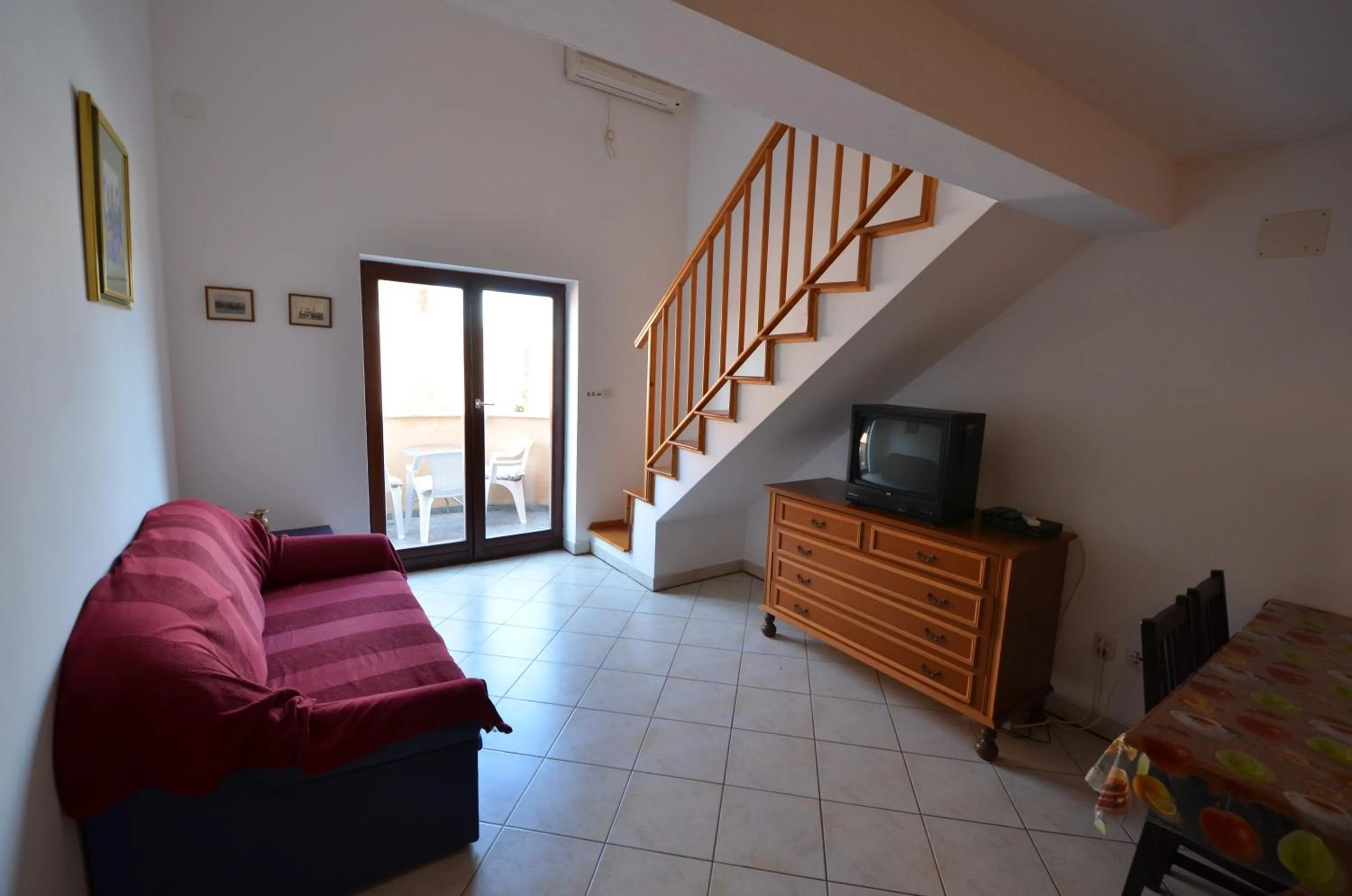 TV and multimedia in Apartments Villa Bartol