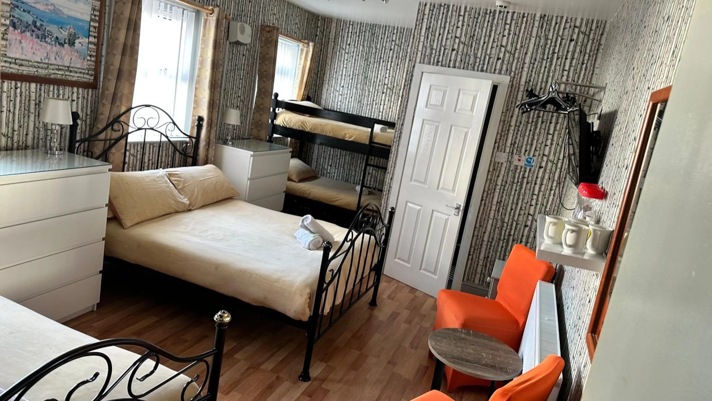 Bed in Fairhaven Hotel on Woodfield Road