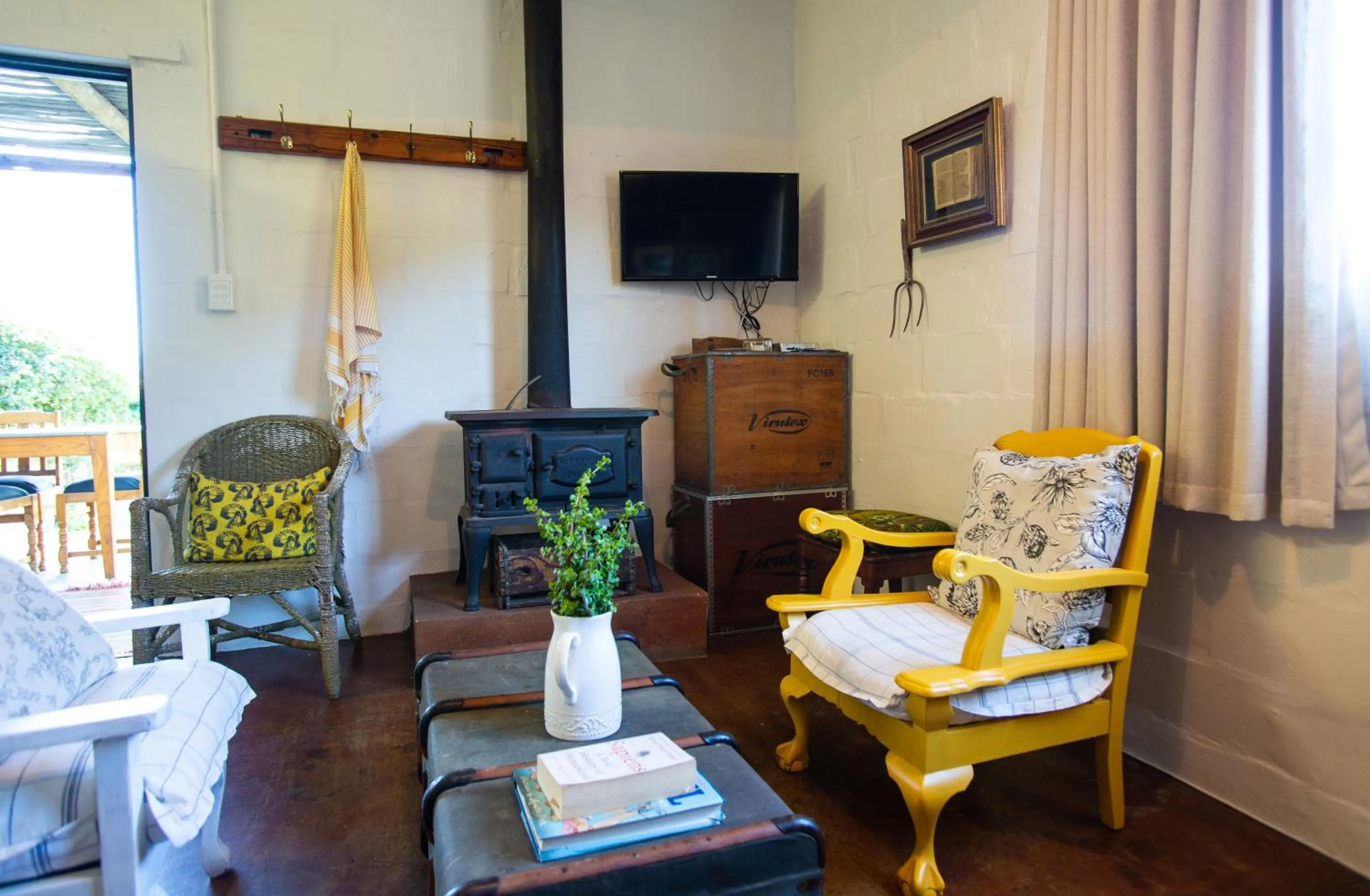 Living room in Yellow House Prince Albert