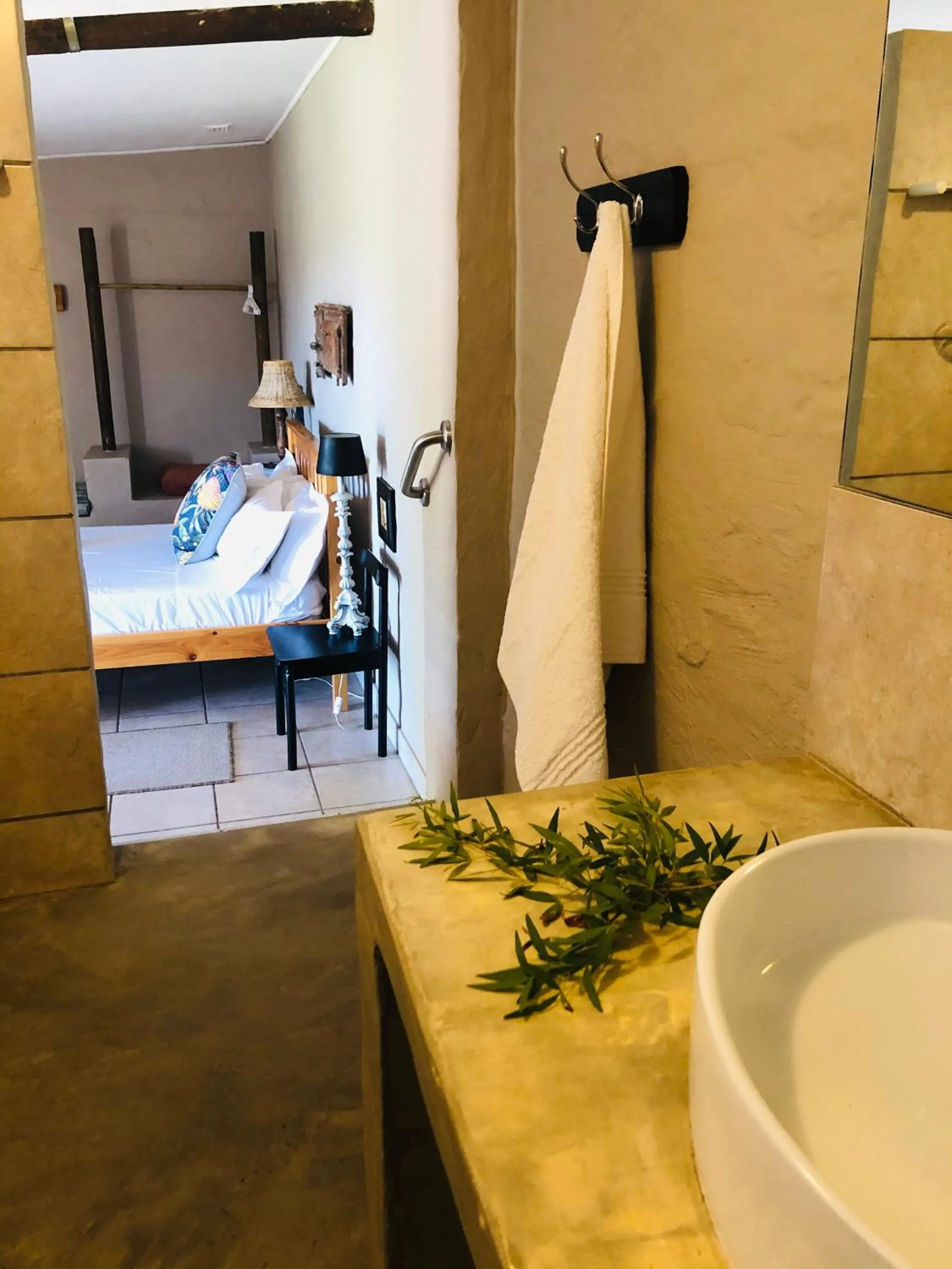 Bathroom in Yellow House Prince Albert