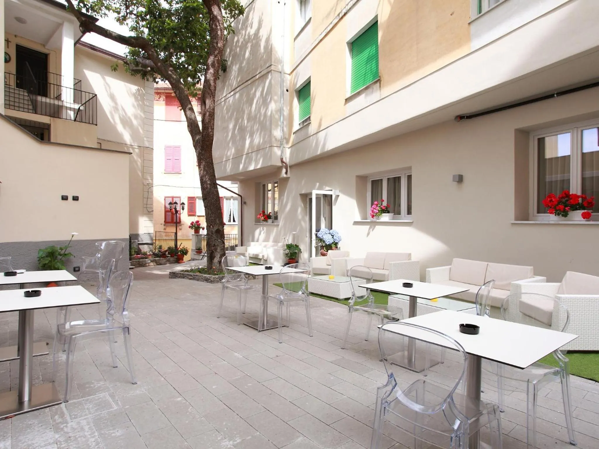 Garden in Hotel Souvenir