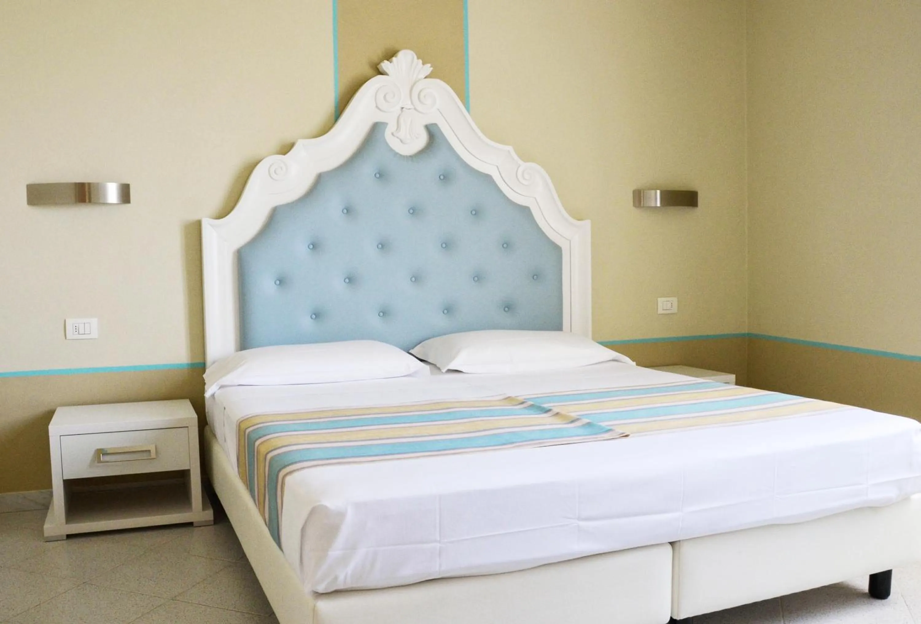 Bed in Hotel Souvenir