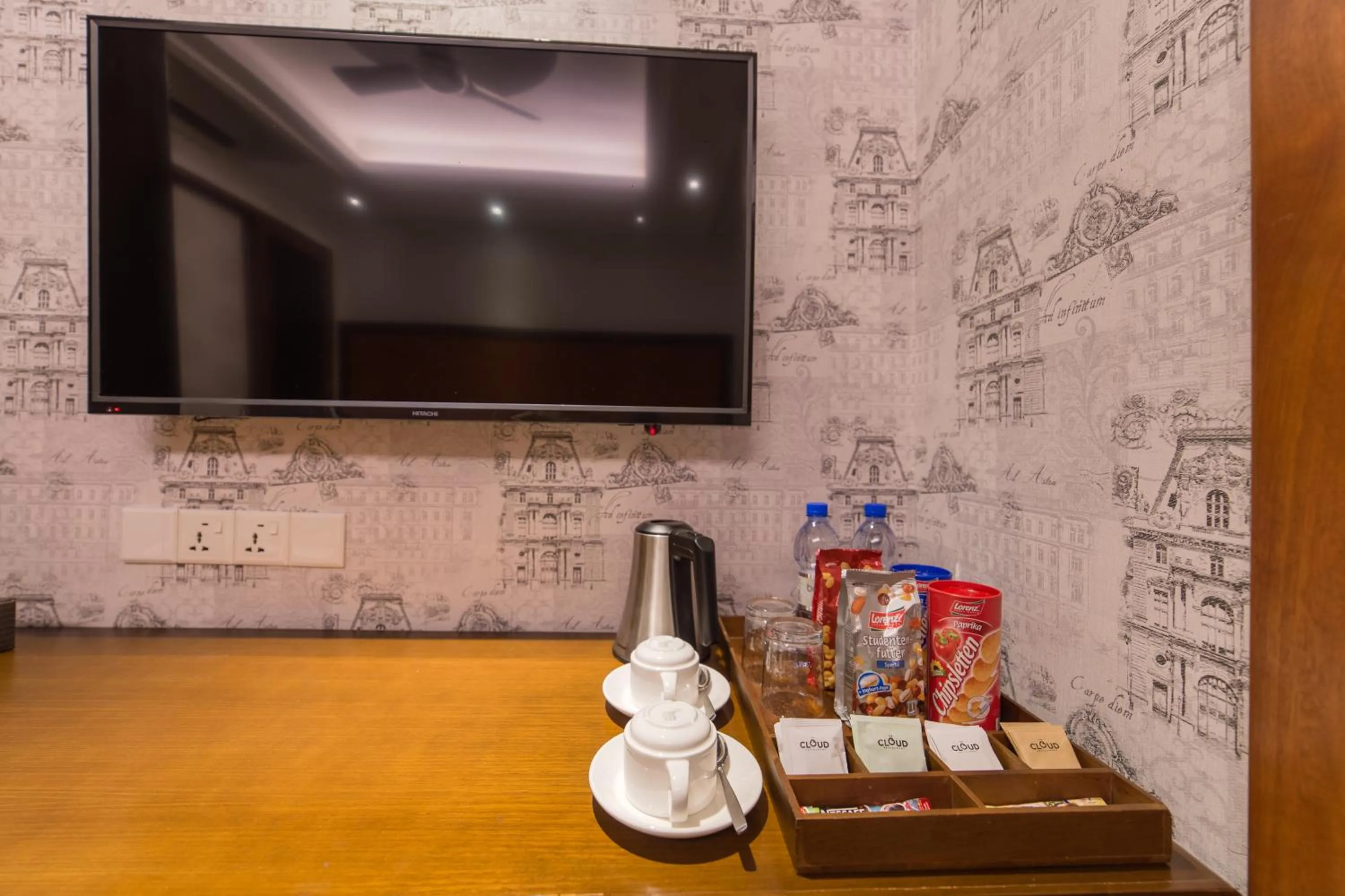 TV and multimedia in Samann Host