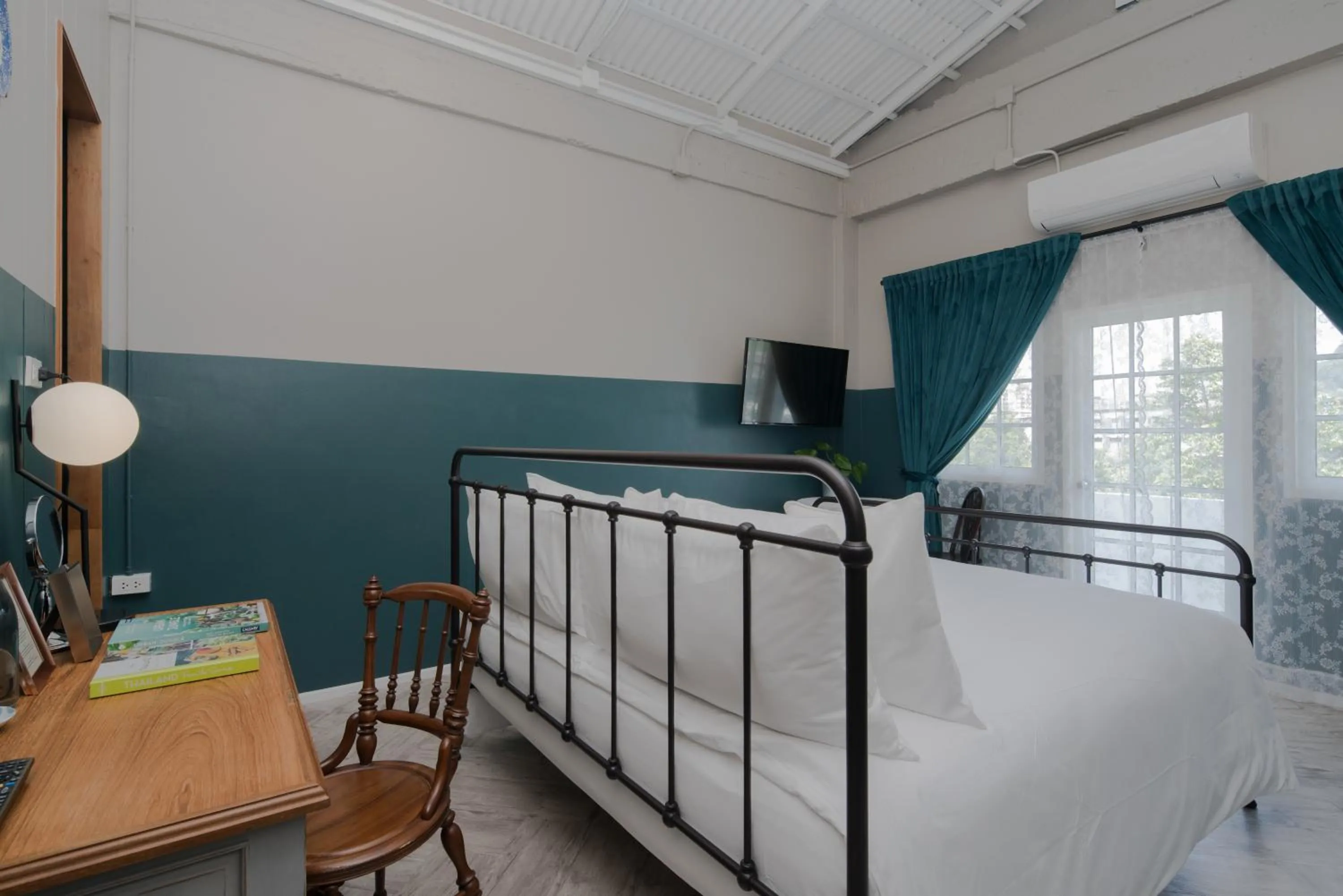 Bed in Blu Monkey Boutique Phuket Town