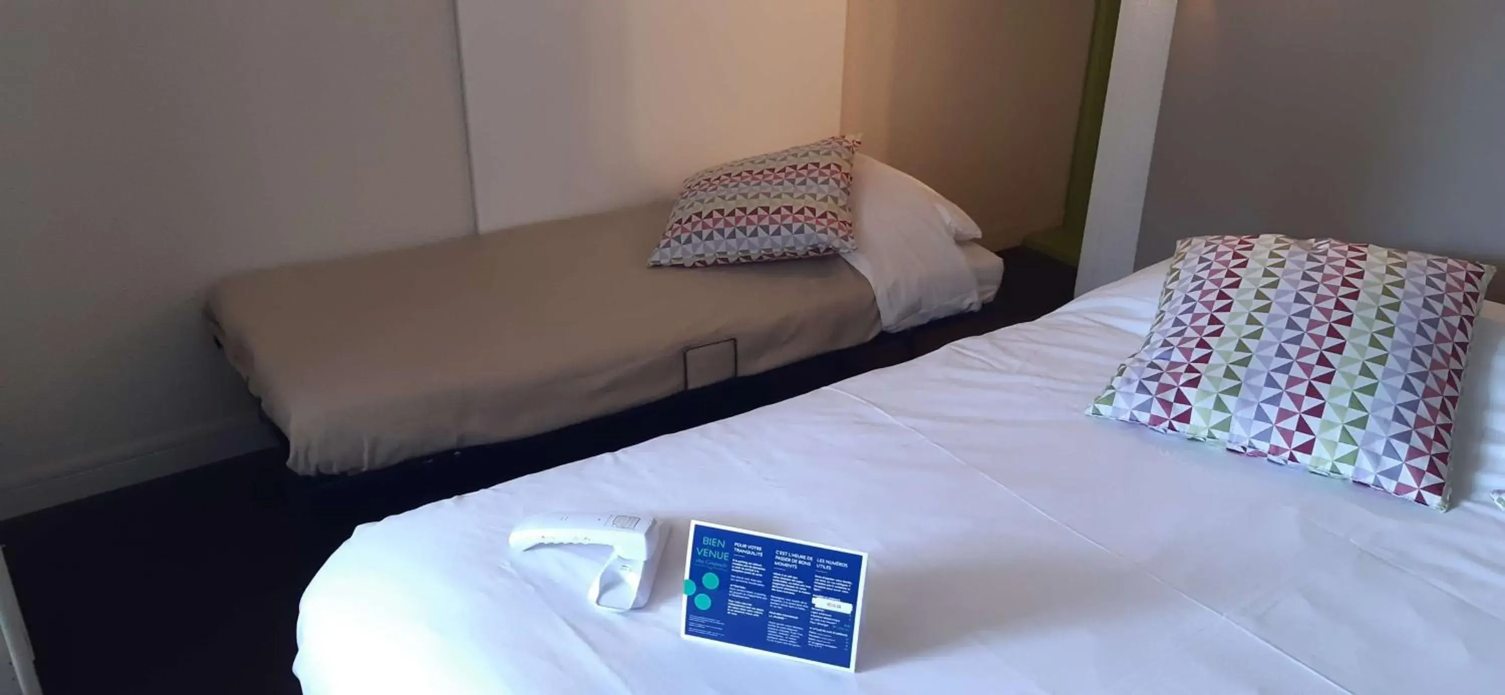 Bedroom, Bed in Campanile Annecy - Cran Gevrier Bedroom, Bed in Campanile Annecy - Cran Gevrier