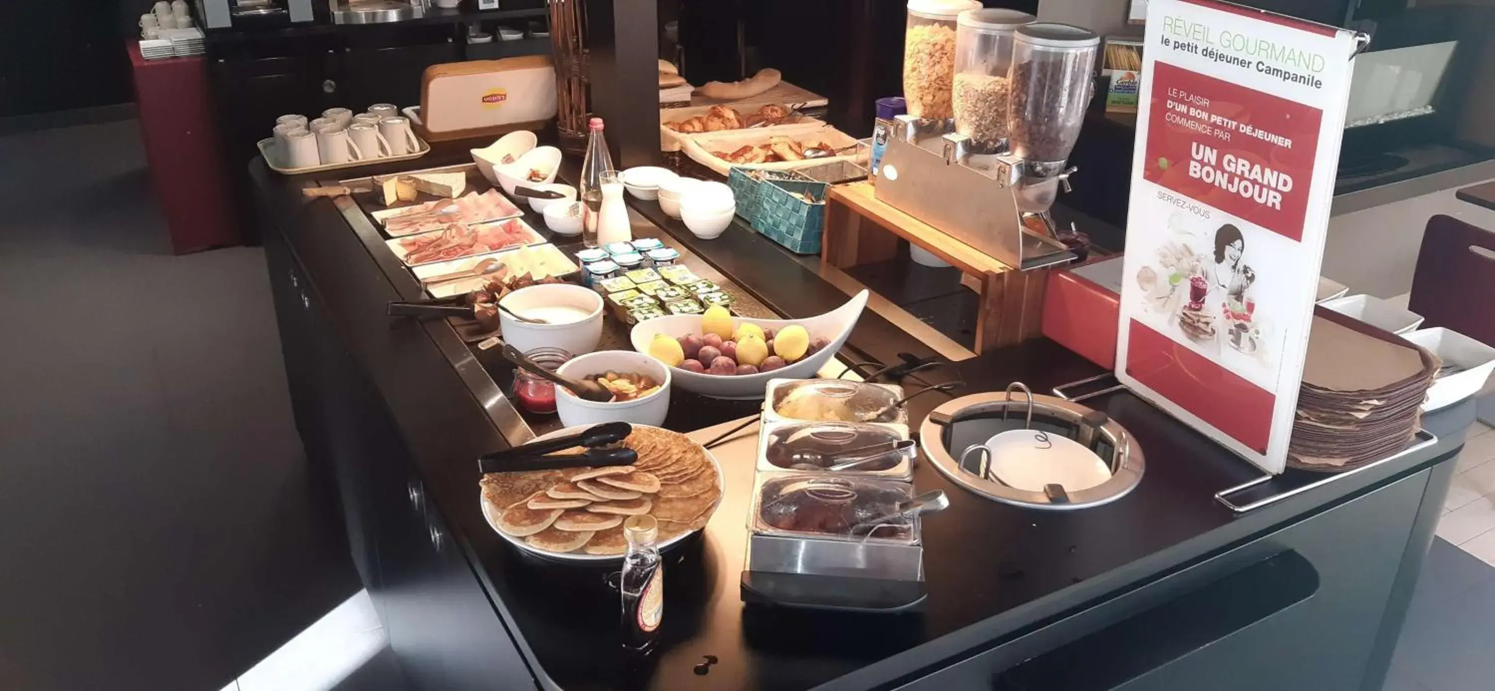 Restaurant/places to eat in Campanile Annecy - Cran Gevrier Restaurant/places to eat in Campanile Annecy - Cran Gevrier