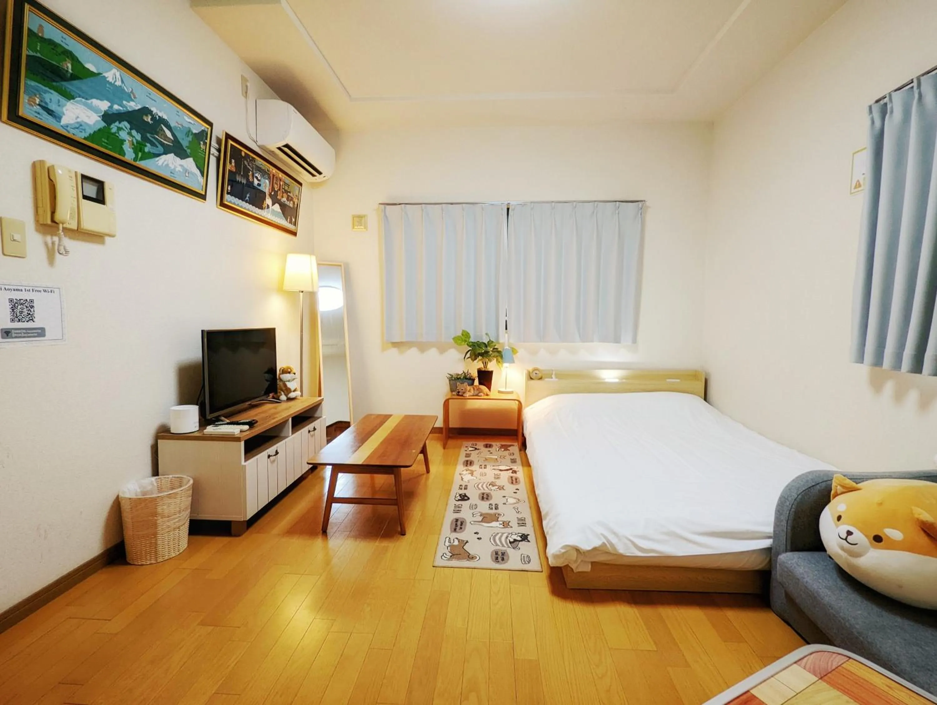 Bed in Minami-Aoyama-1st