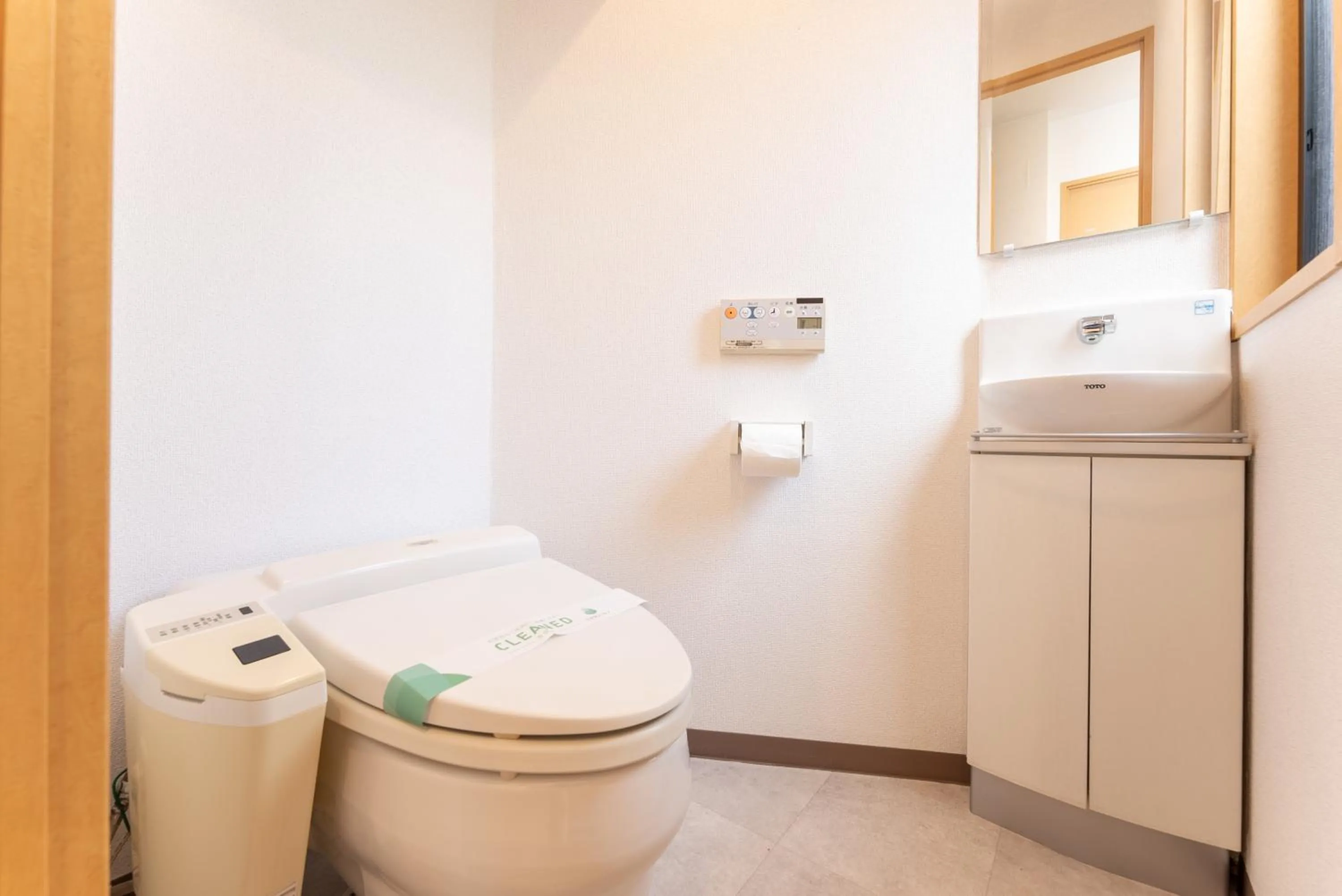 Toilet in Minami-Aoyama-1st