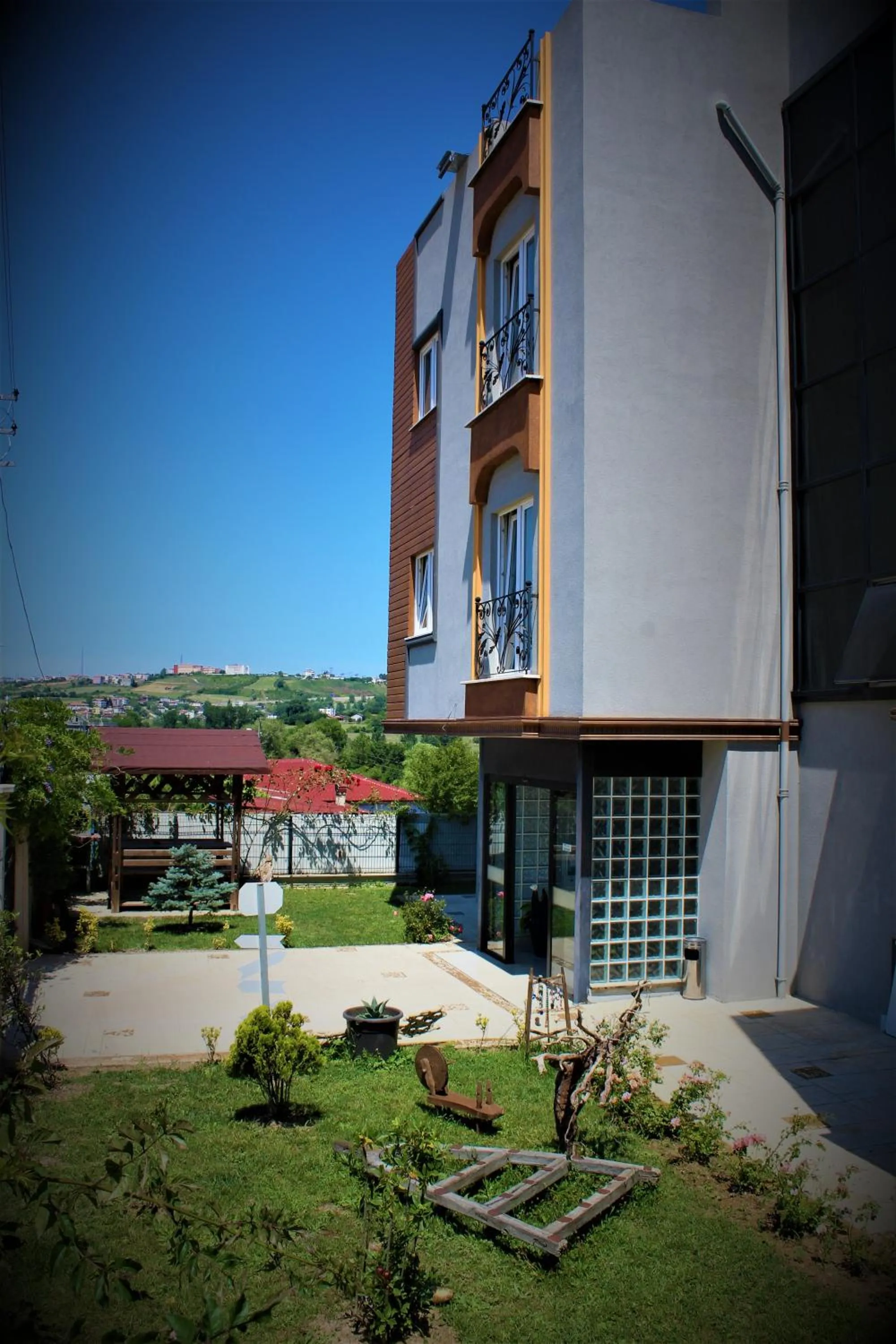 Garden in KUZEY OTEL