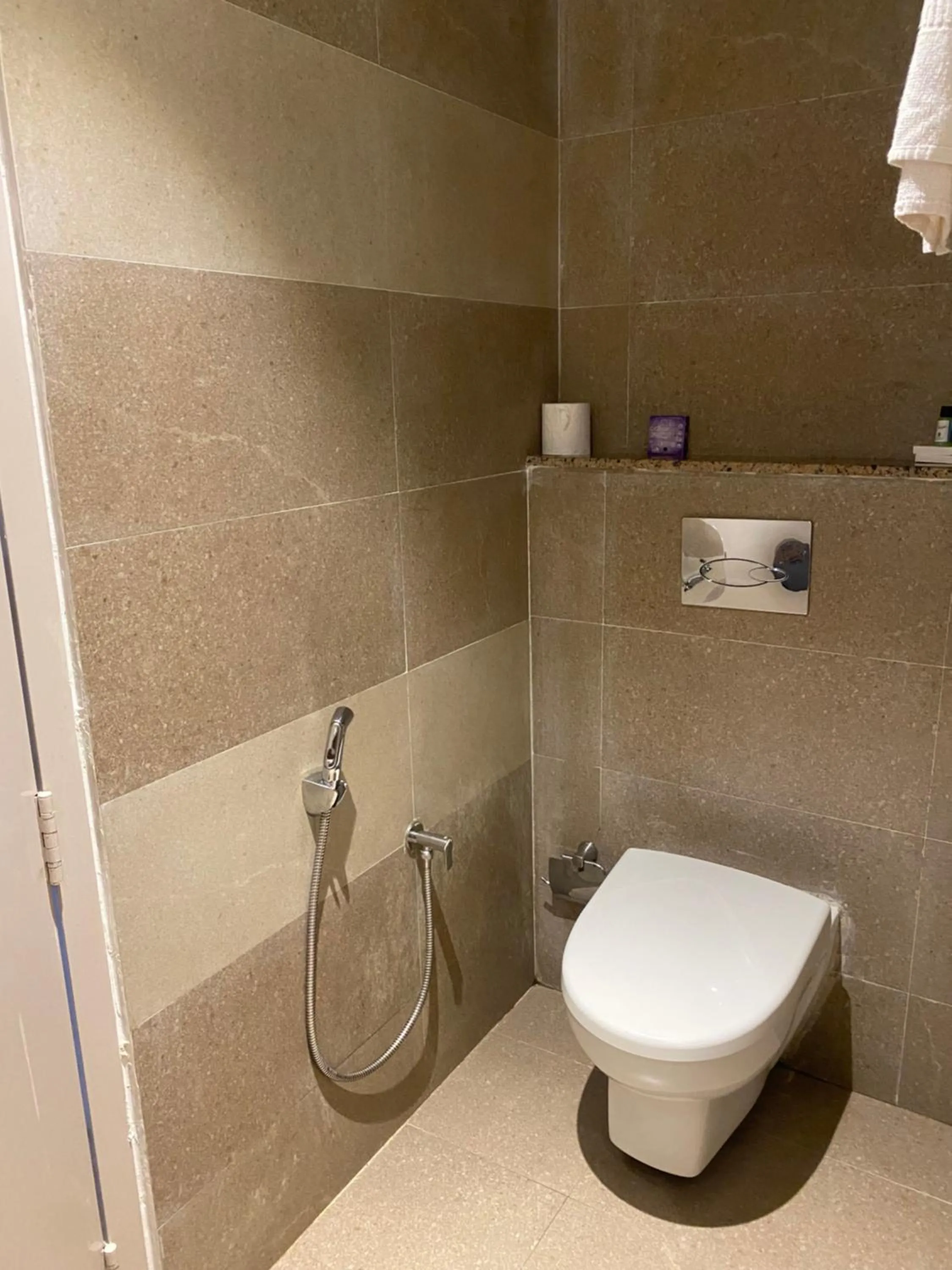 Toilet in Hotel Ami Grace