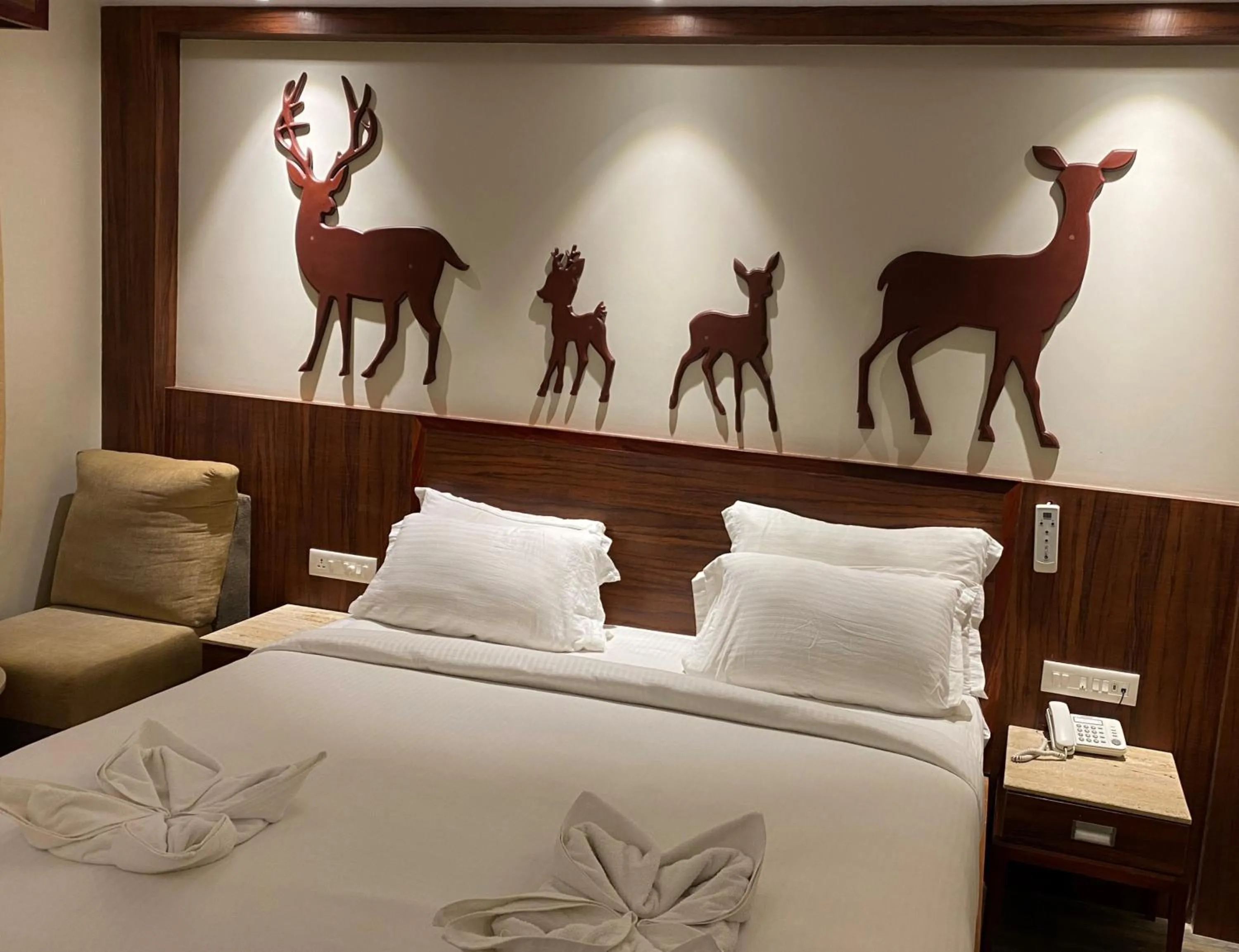 Restaurant/places to eat, Bed in Hotel Ami Grace