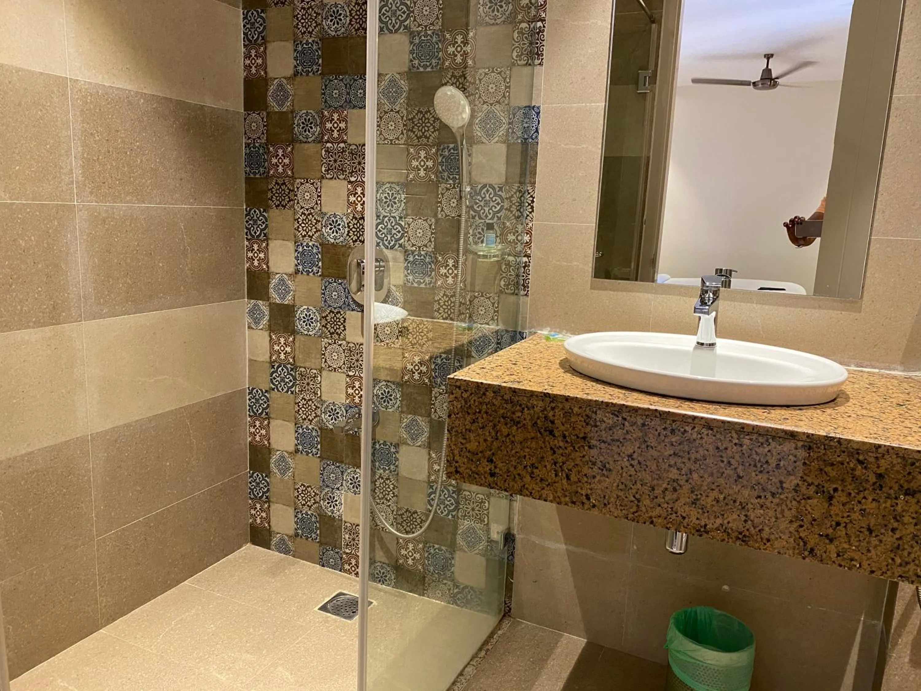 Toilet in Hotel Ami Grace