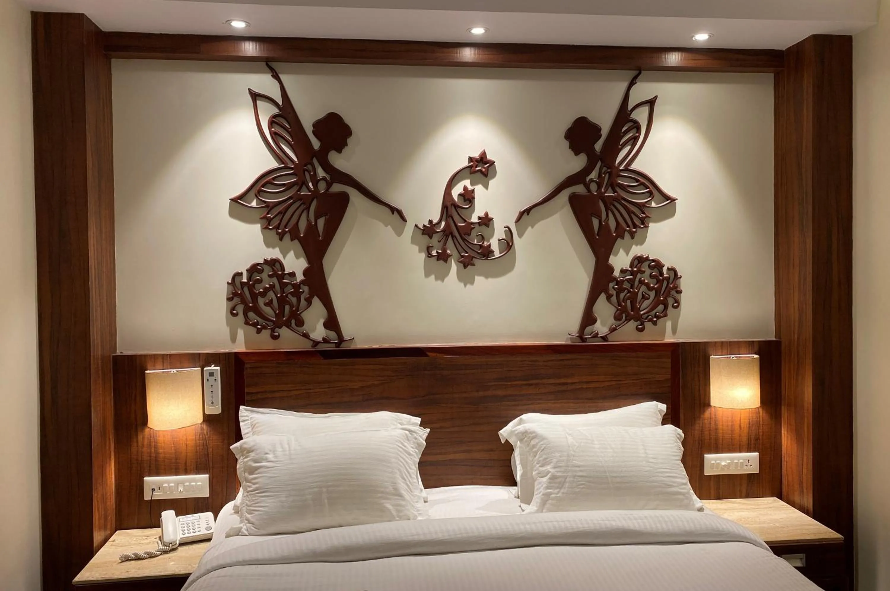 Restaurant/places to eat, Bed in Hotel Ami Grace