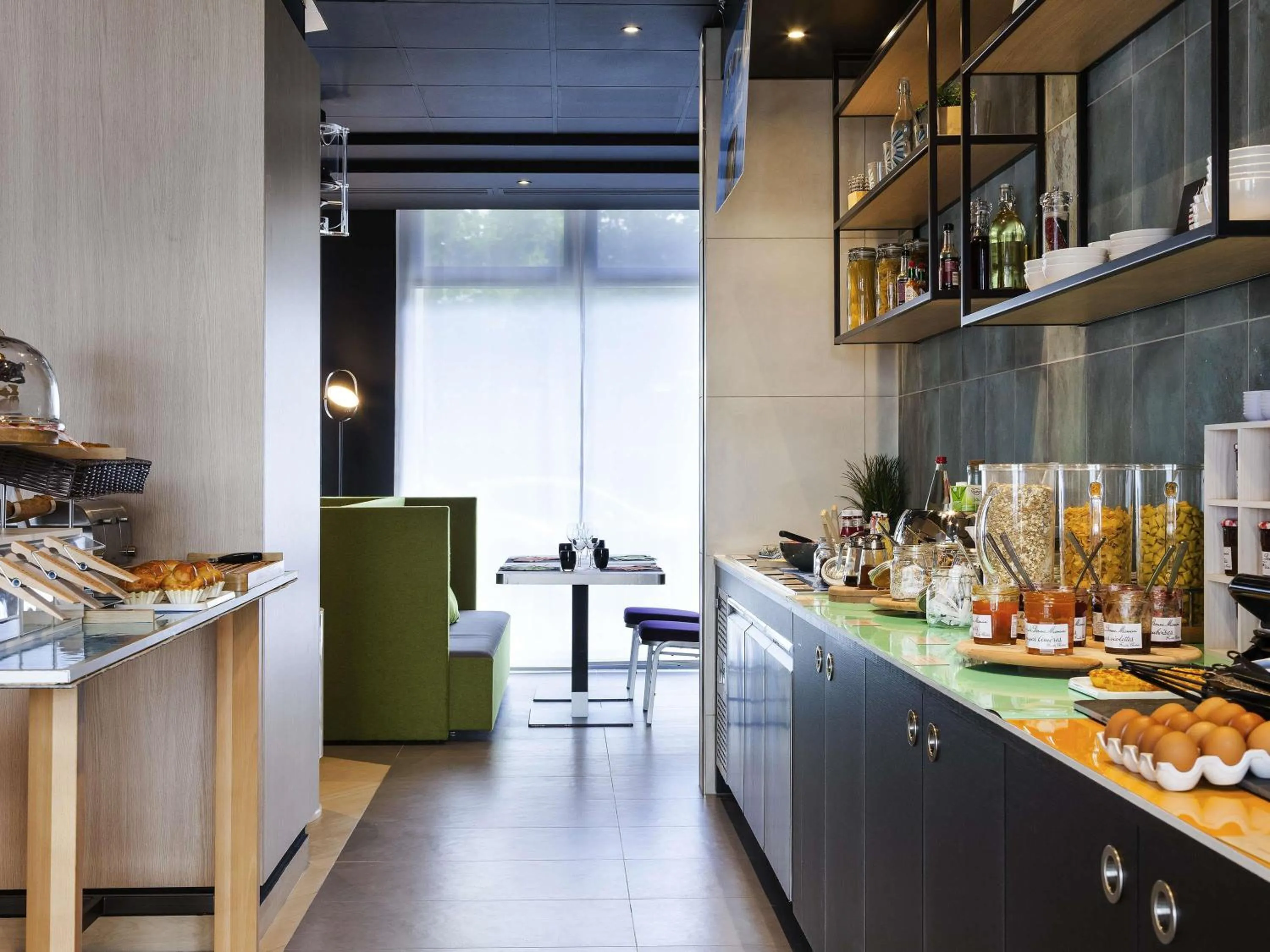 Property building in Novotel Tours Centre Gare