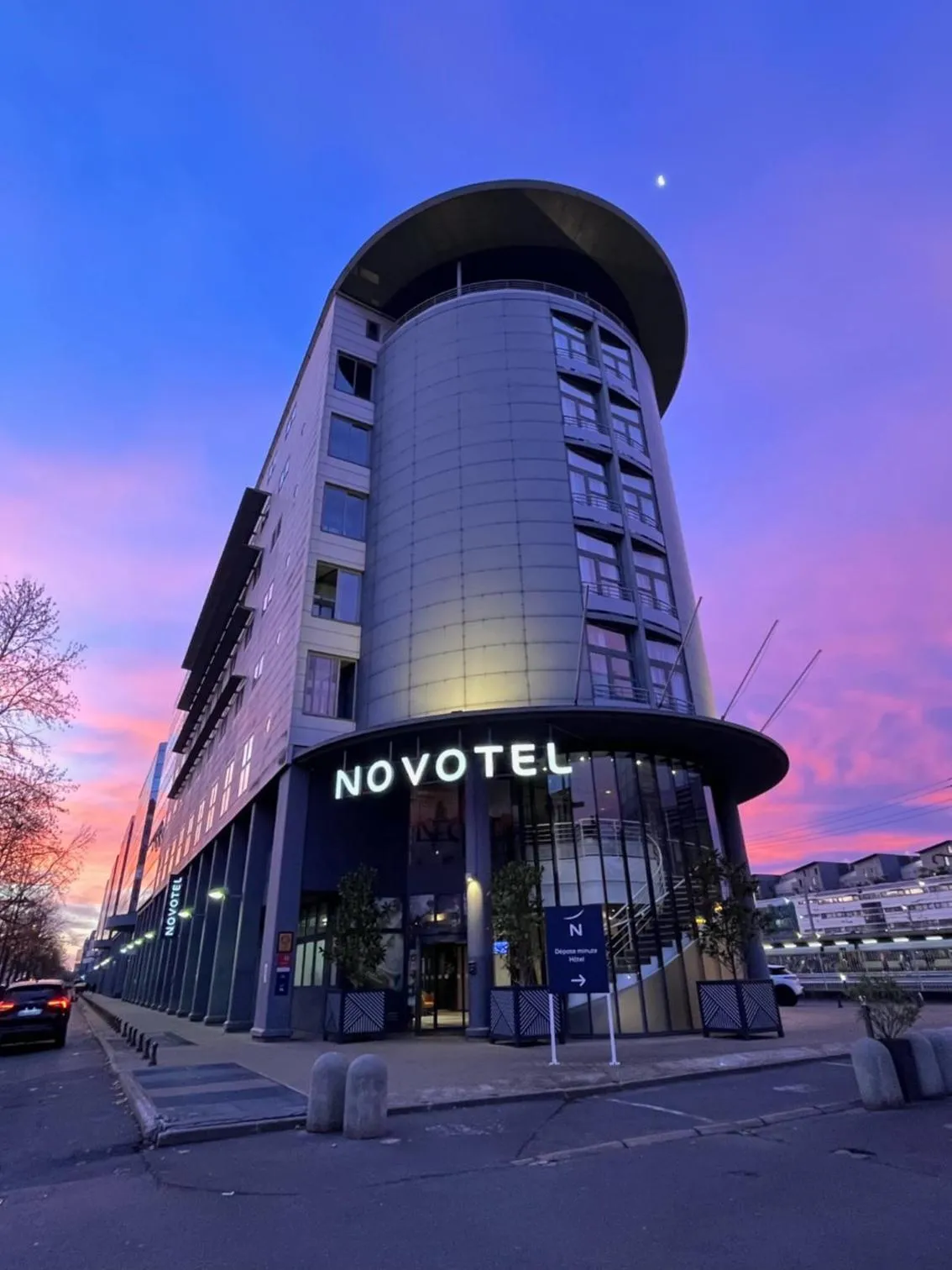 Property building in Novotel Tours Centre Gare