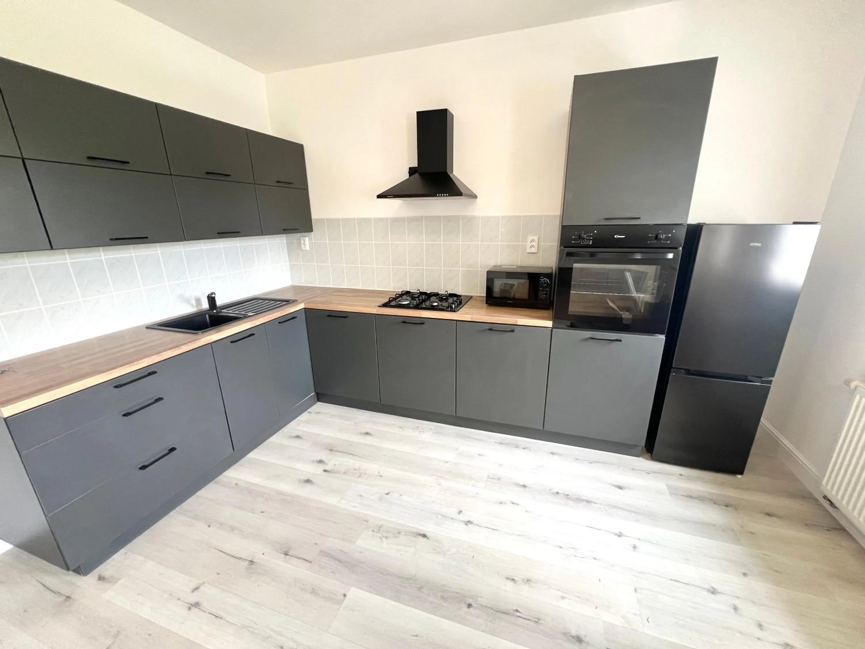 GrandLux Villa & Spa