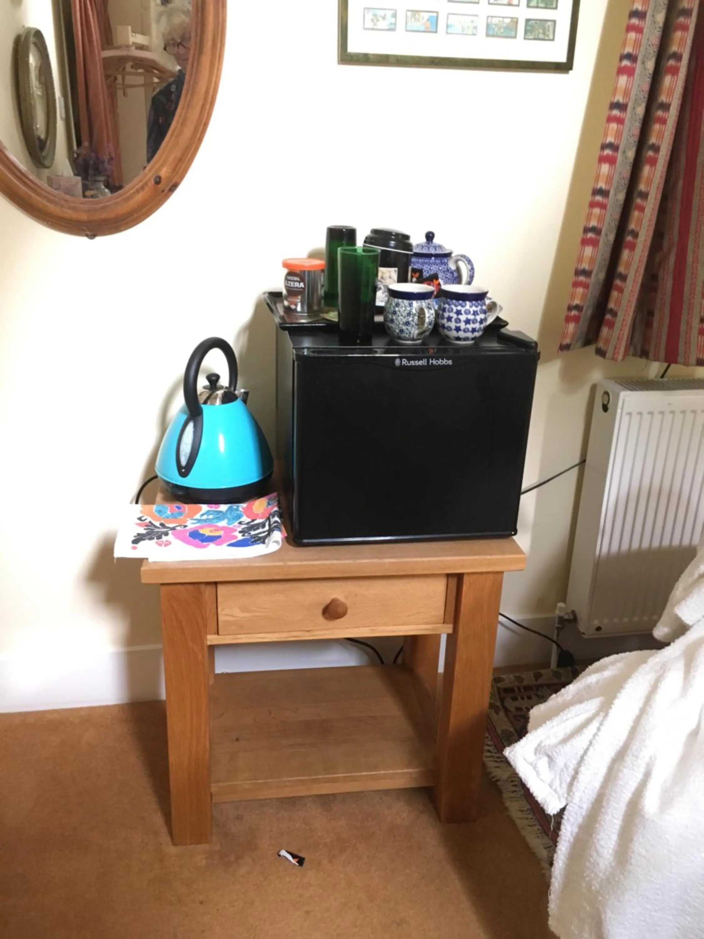 Coffee/tea facilities, Bed in The old forge bed and breakfast