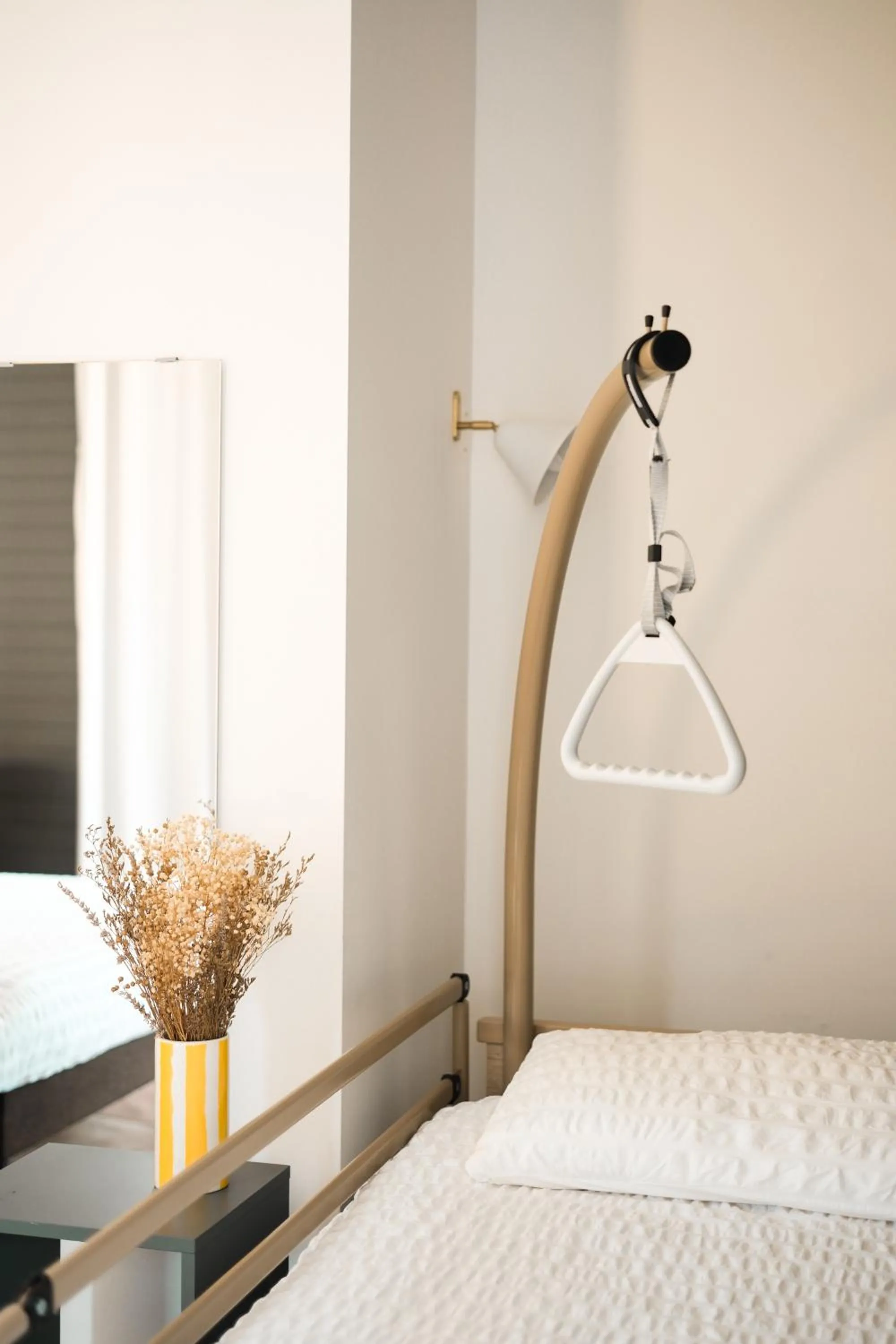 Bedroom, Bed in Hôtel Les Voisins Beaucemaine