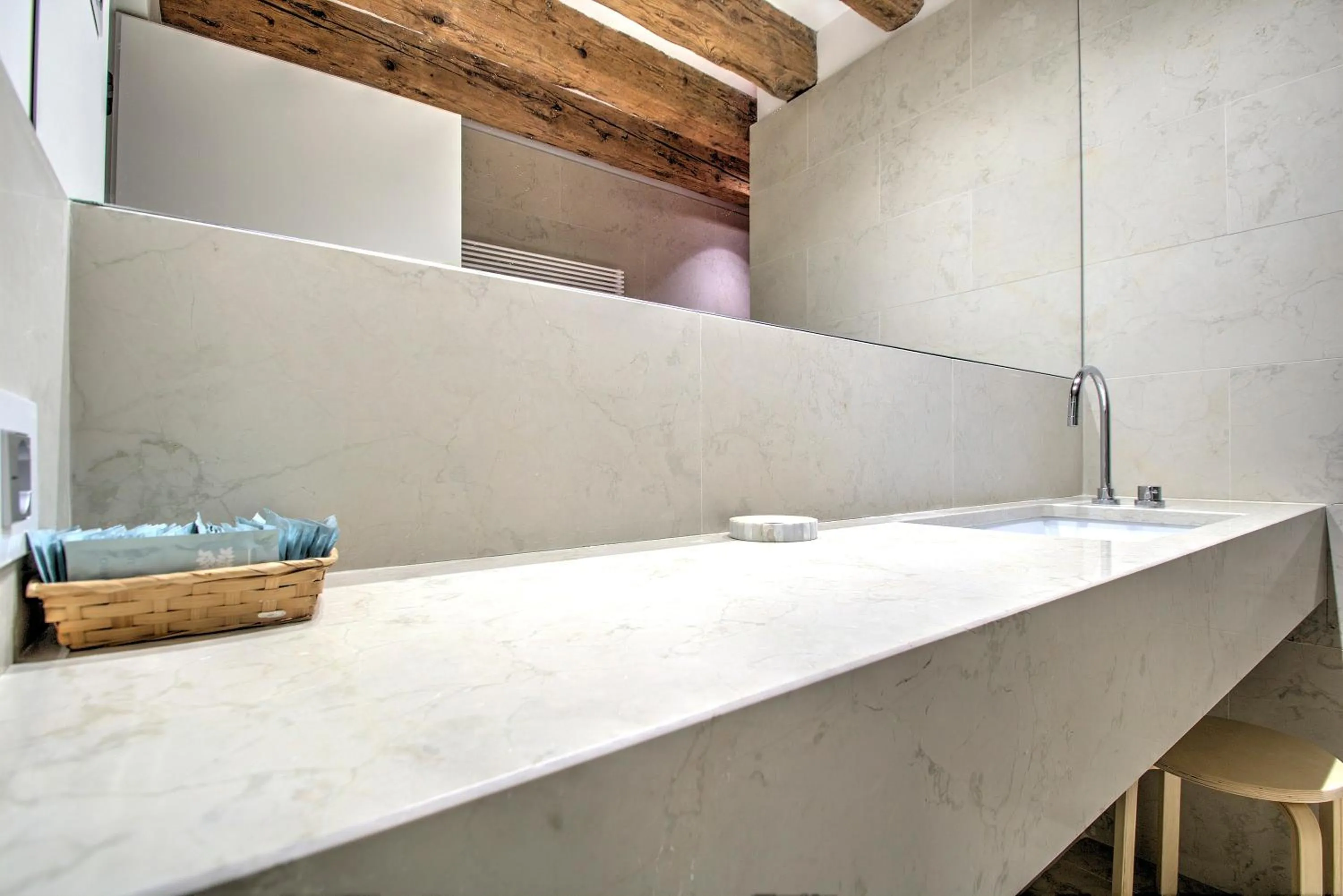 Bathroom in GrandCanal-Red