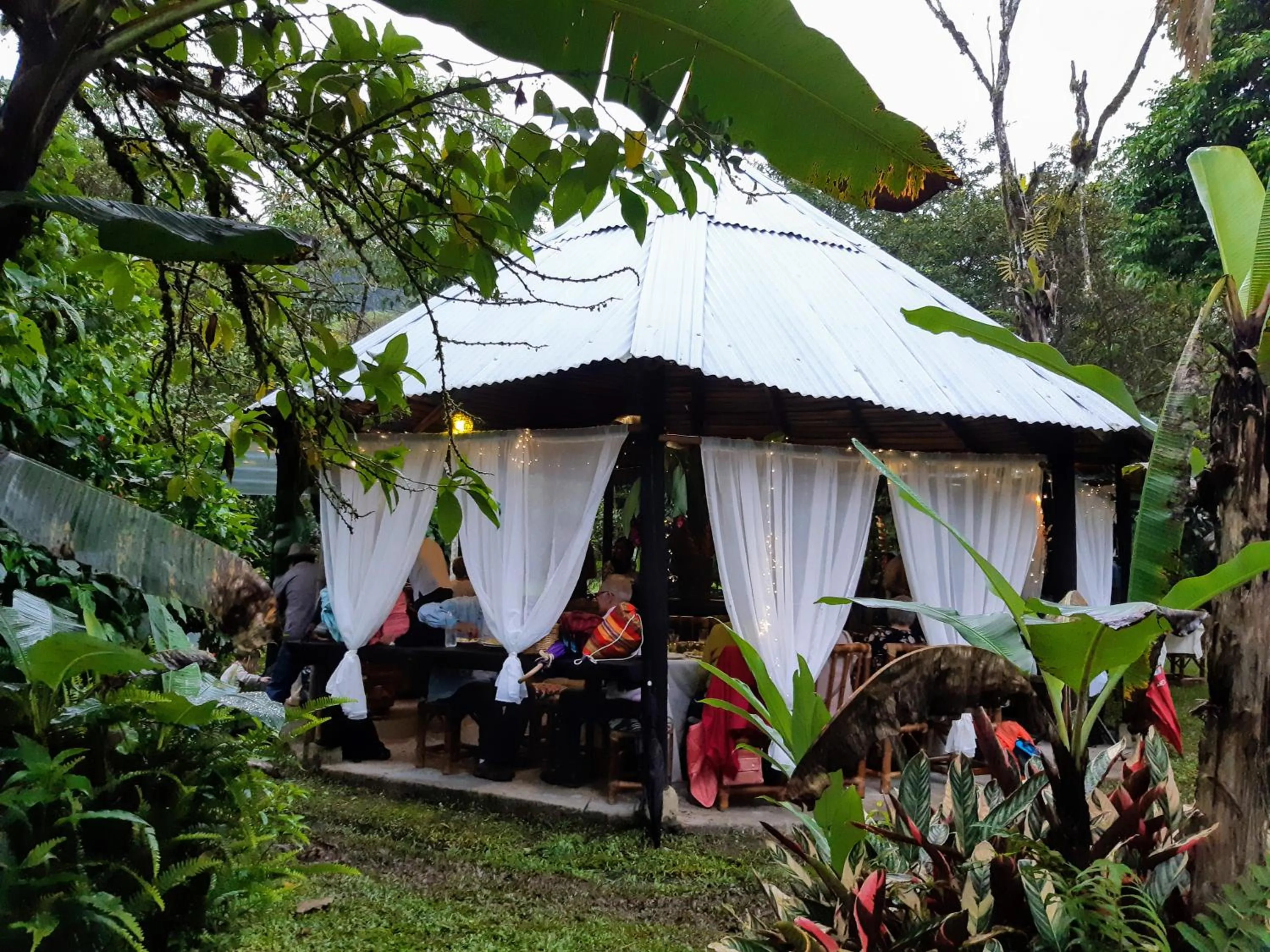 Property building in Casa de Piedra