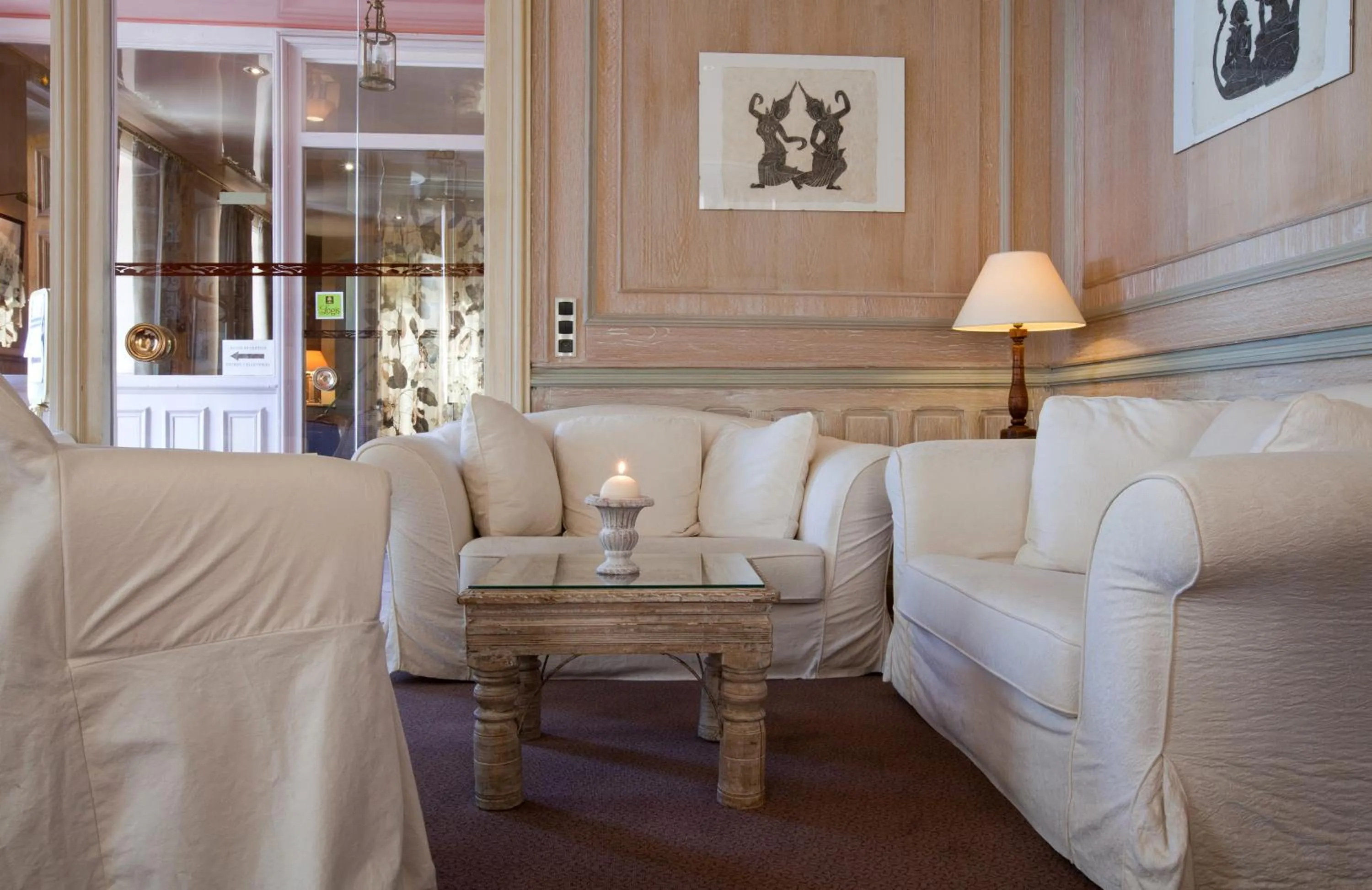 Living room in Grand Hôtel Montespan Talleyrand