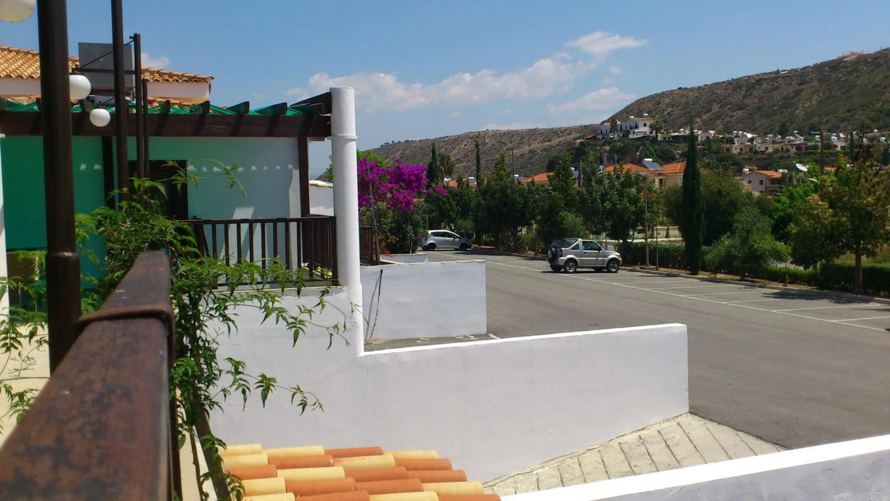 Area and facilities in Hylatio Tourist Village