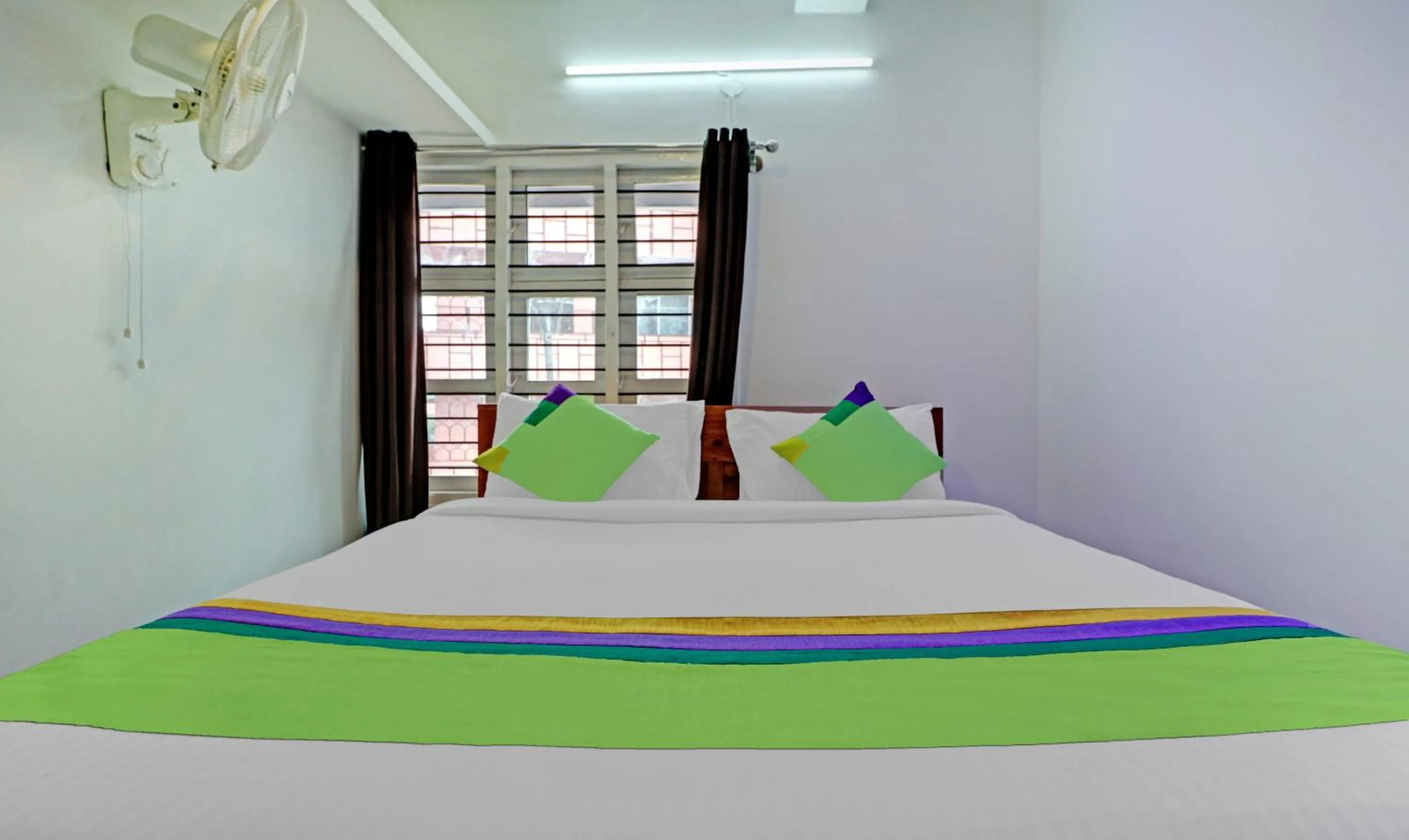Bedroom, Bed in Treebo New Redfern, Madikeri