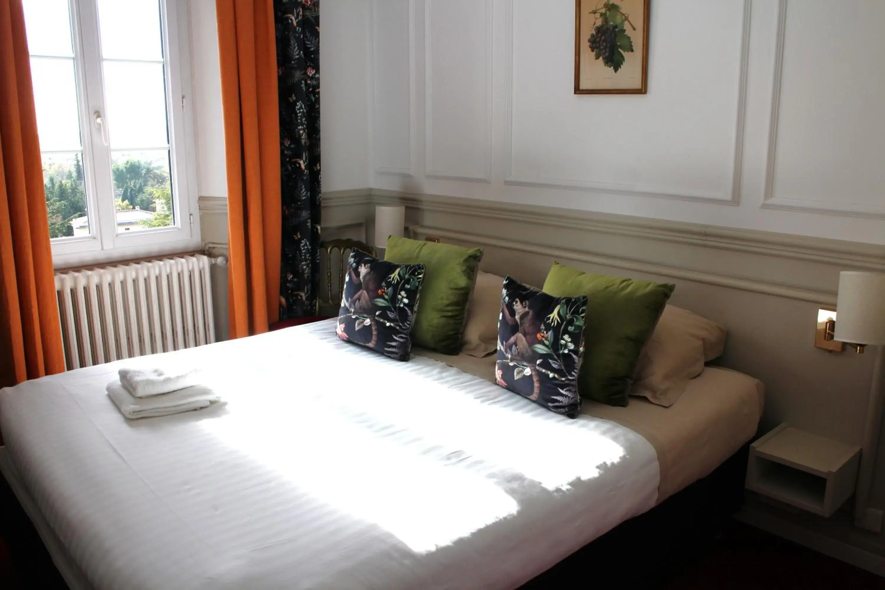 Superior Double Room in Logis Le Relais Imperial Superior Double Room in Logis Le Relais Imperial